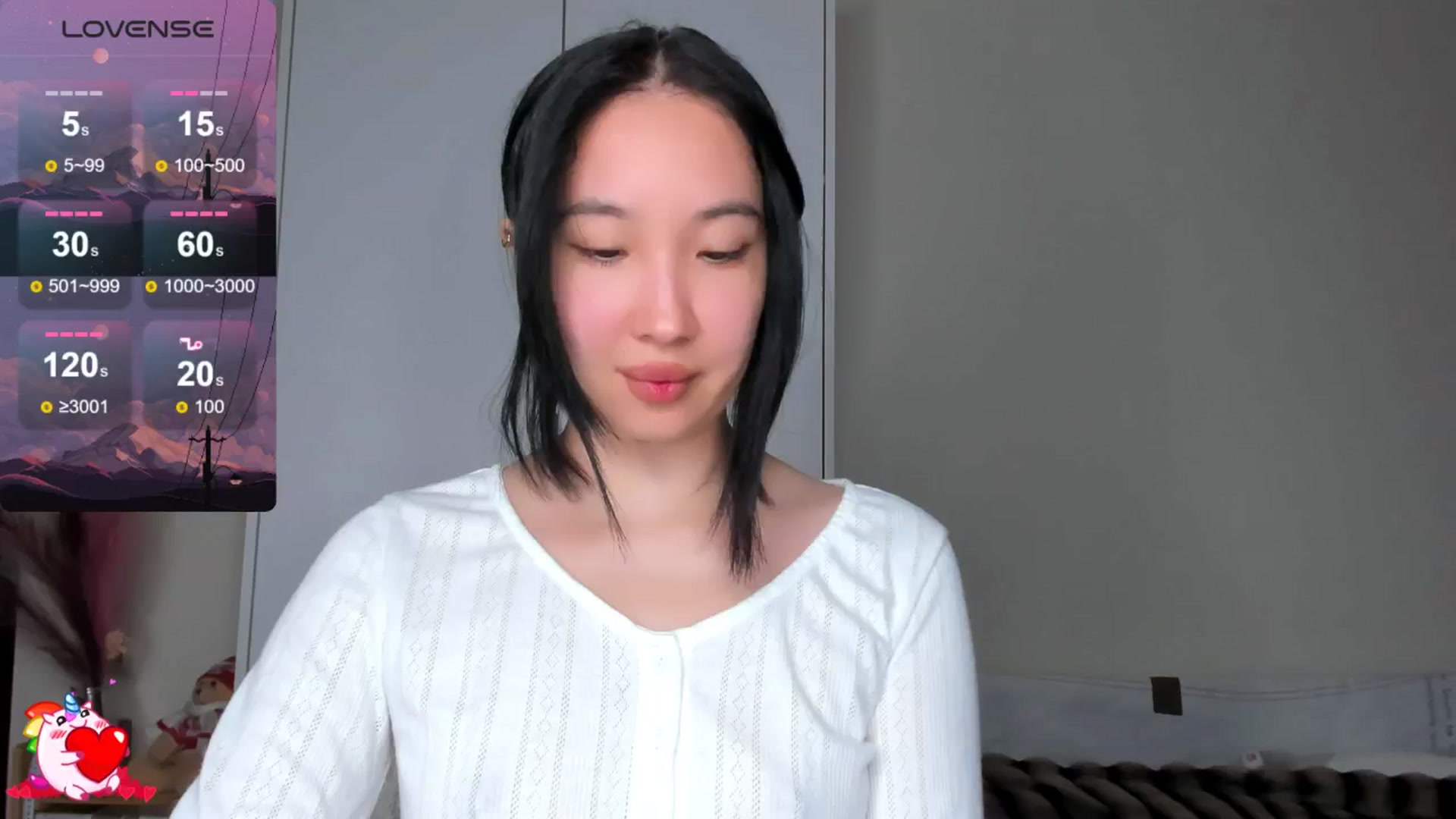 Gallery image thumbnail from FeralBerry66's myfreecams stream on, 03/29/2025, 16:46 image 6 of 20