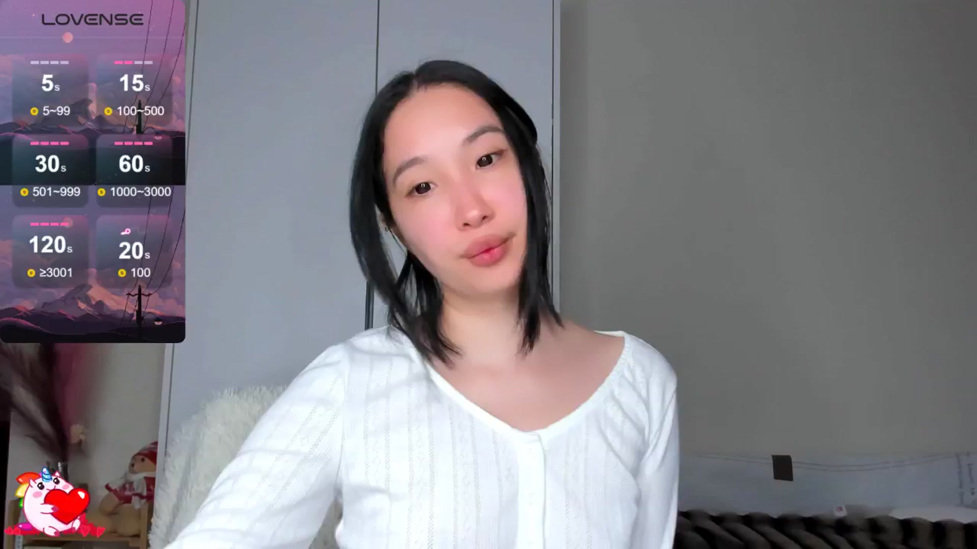 Gallery image thumbnail from FeralBerry66's myfreecams stream on, 03/29/2025, 16:46 image 1 of 20