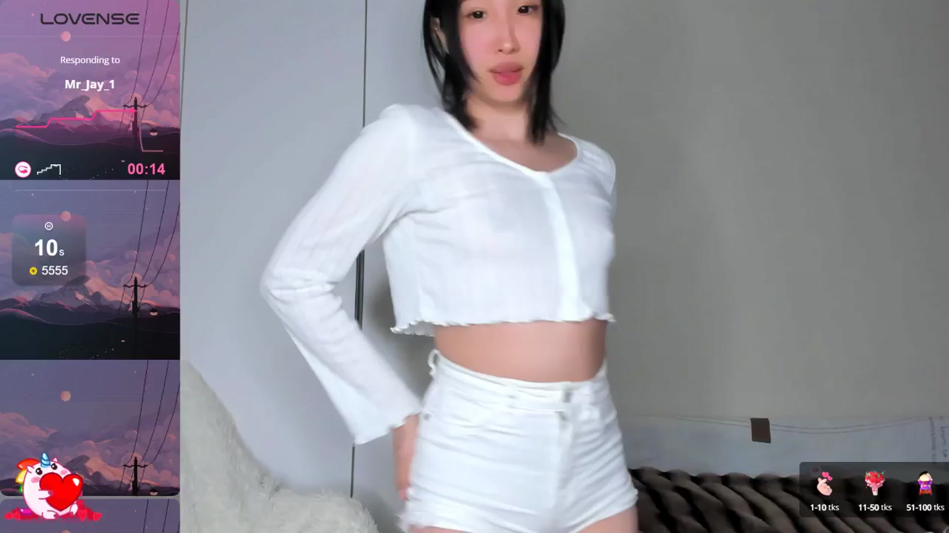 Gallery image thumbnail from FeralBerry66's myfreecams stream on, 03/29/2025, 17:31 image 8 of 20