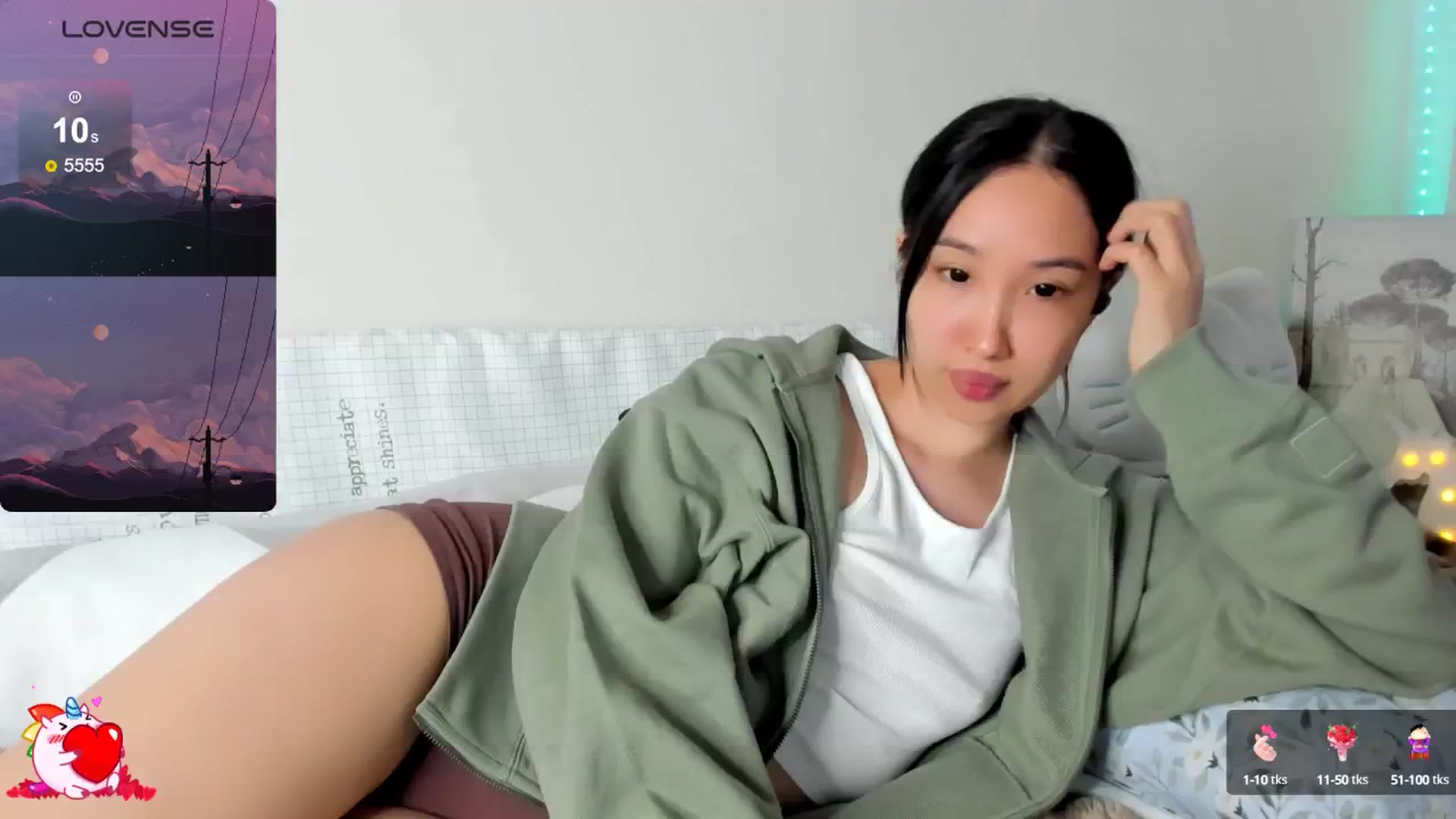 Gallery image thumbnail from FeralBerry66's myfreecams stream on, 04/02/2025, 16:06 image 11 of 20
