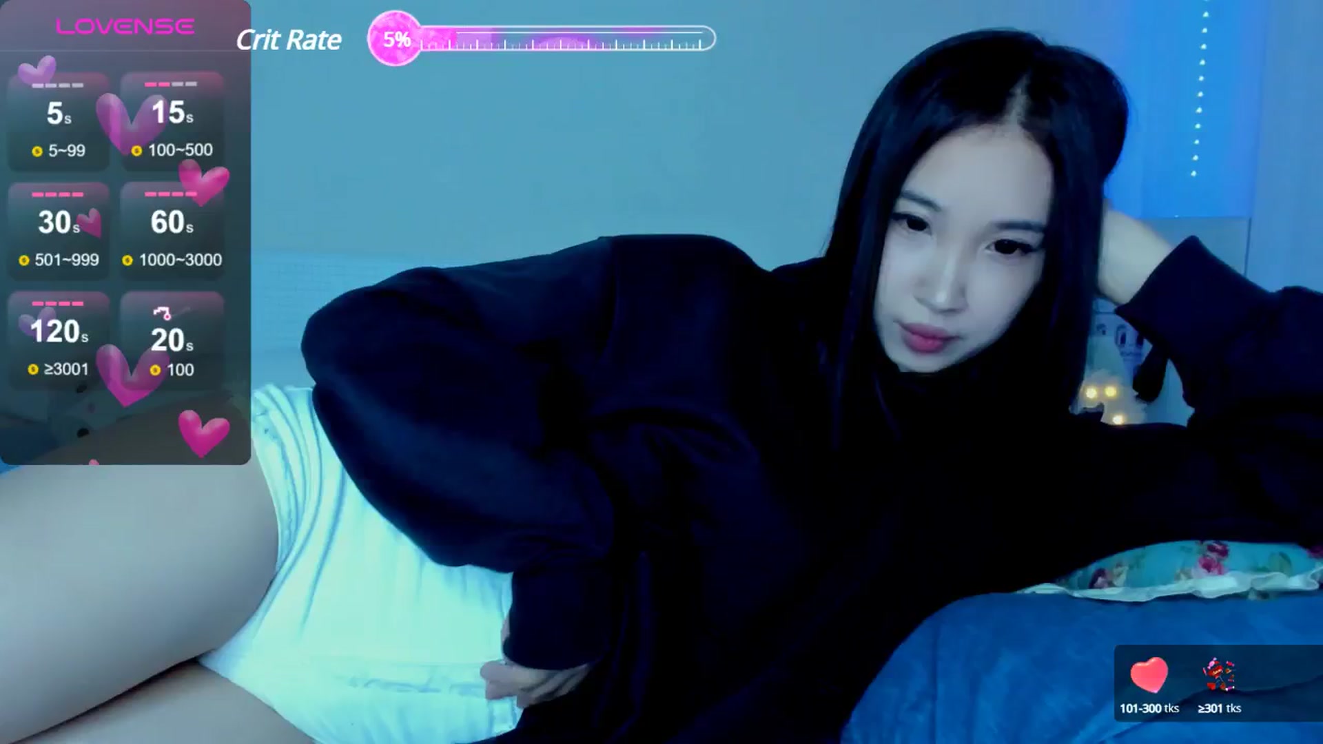 Gallery image thumbnail from FeralBerry66's myfreecams stream on, 06/07/2025, 16:21 image 10 of 20