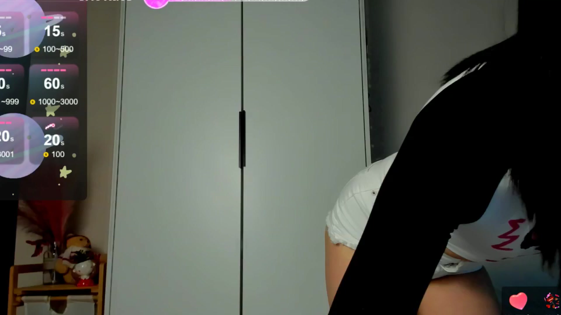 Gallery image thumbnail from FeralBerry66's myfreecams stream on, 08/14/2025, 06:51 image 5 of 20