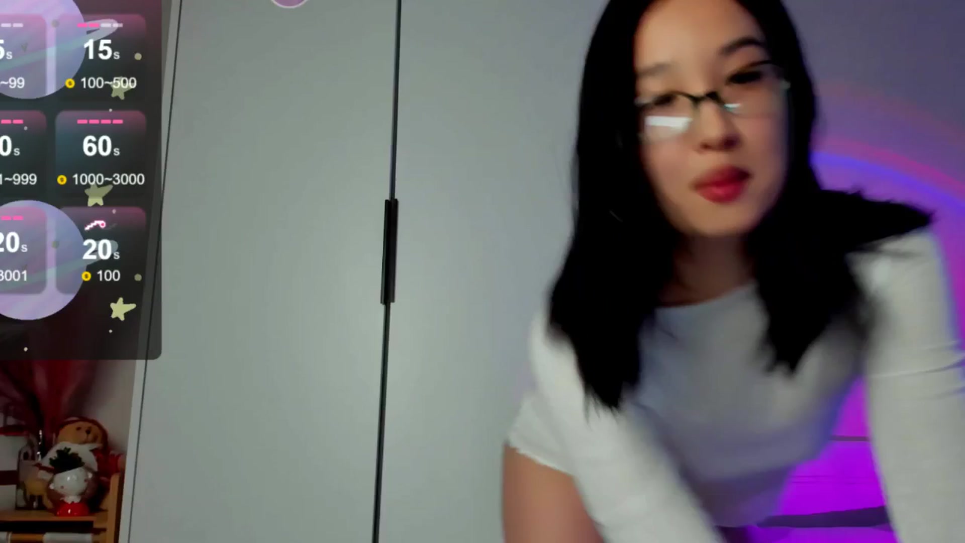 Gallery image thumbnail from FeralBerry66's myfreecams stream on, 08/15/2025, 05:39 image 15 of 20