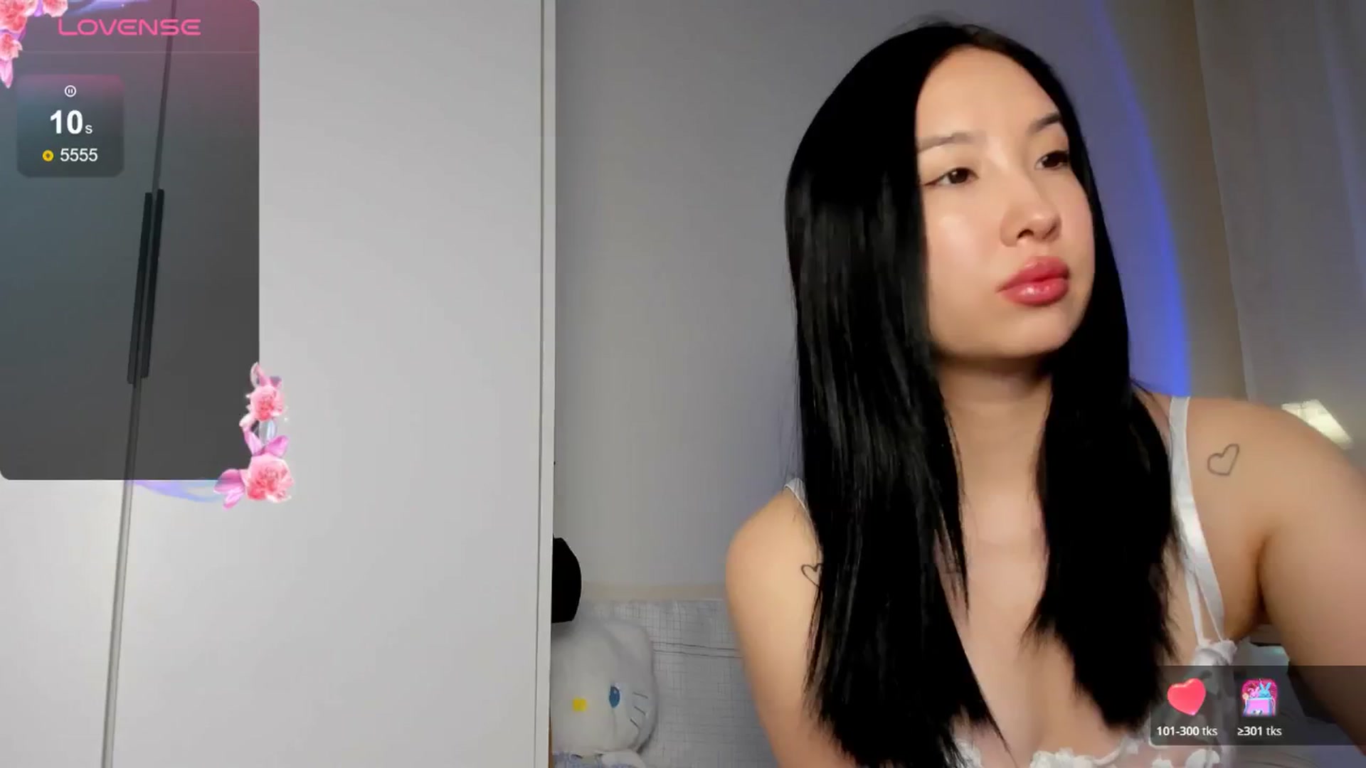Gallery image thumbnail from FeralBerry66's myfreecams stream on, 04/02/2026, 05:40 image 17 of 20