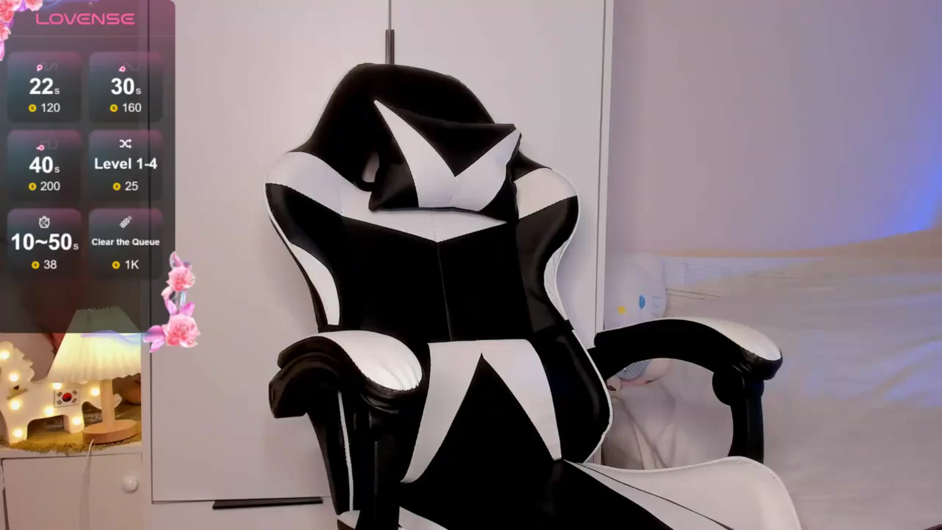 Gallery image thumbnail from FeralBerry66's myfreecams stream on, 04/16/2026, 06:53 image 1 of 20