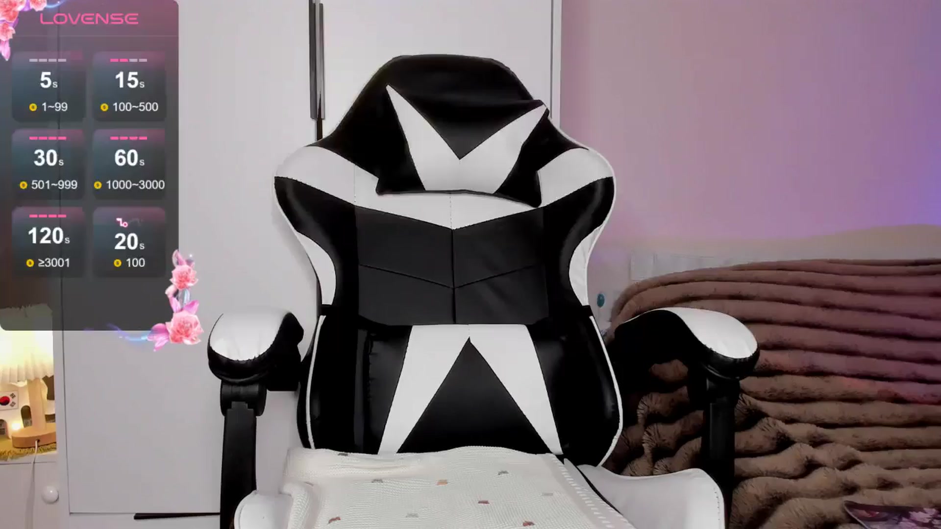 Gallery image thumbnail from FeralBerry66's myfreecams stream on, 04/17/2026, 05:29 image 5 of 20