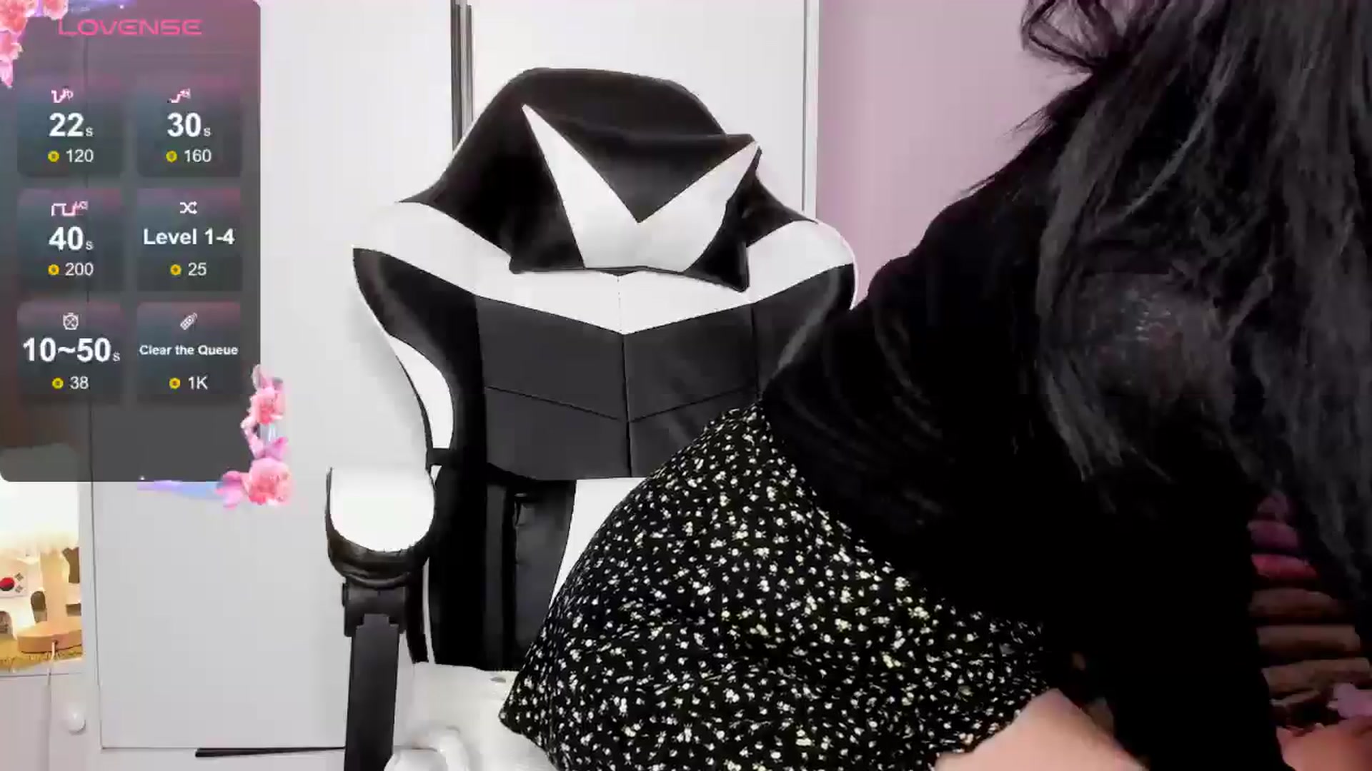 Gallery image thumbnail from FeralBerry66's myfreecams stream on, 04/17/2026, 05:29 image 3 of 20