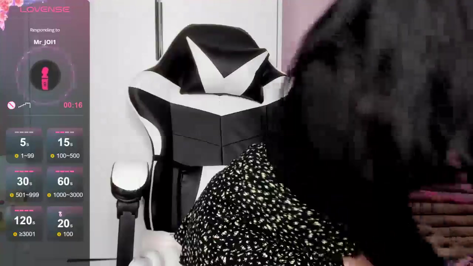 Gallery image thumbnail from FeralBerry66's myfreecams stream on, 04/17/2026, 05:29 image 4 of 20