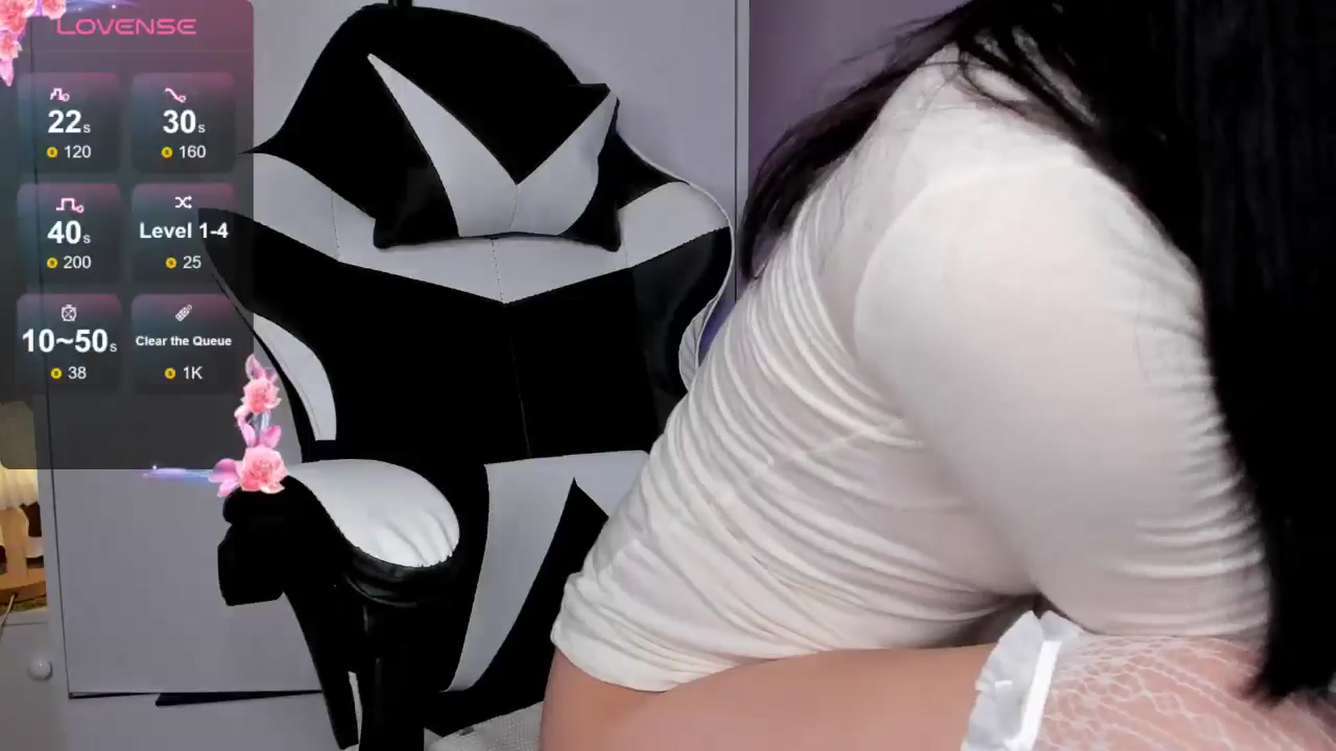 Gallery image thumbnail from FeralBerry66's myfreecams stream on, 04/19/2026, 06:34 image 15 of 20