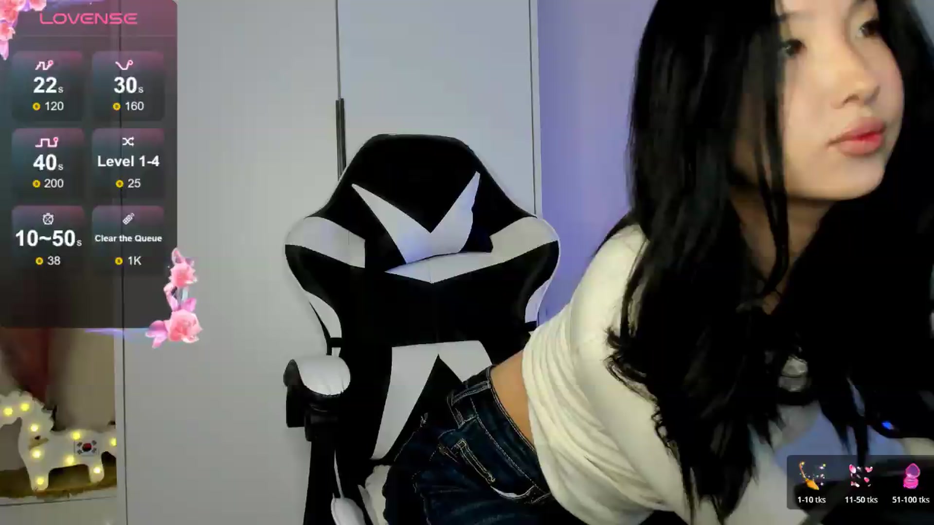 Gallery image thumbnail from FeralBerry66's myfreecams stream on, 05/10/2026, 05:42 image 15 of 20