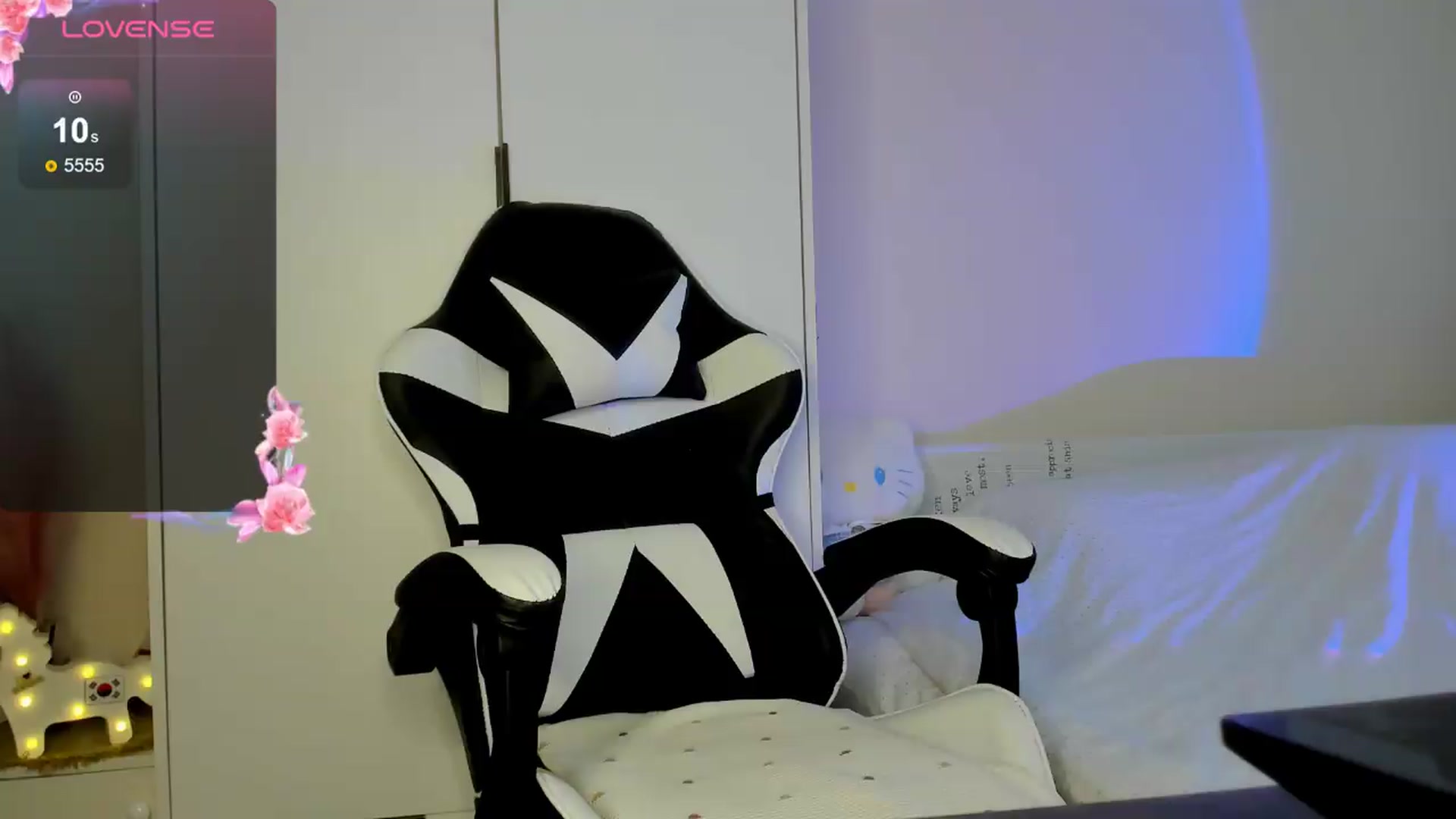 Gallery image thumbnail from FeralBerry66's myfreecams stream on, 05/10/2026, 05:42 image 1 of 20