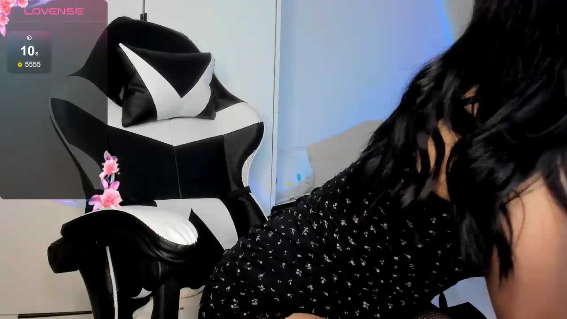 Gallery image thumbnail from FeralBerry66's myfreecams stream on, 05/11/2026, 07:28 image 18 of 20