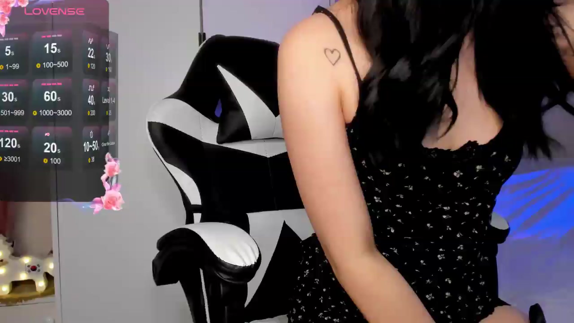 Gallery image thumbnail from FeralBerry66's myfreecams stream on, 05/12/2026, 07:50 image 12 of 20