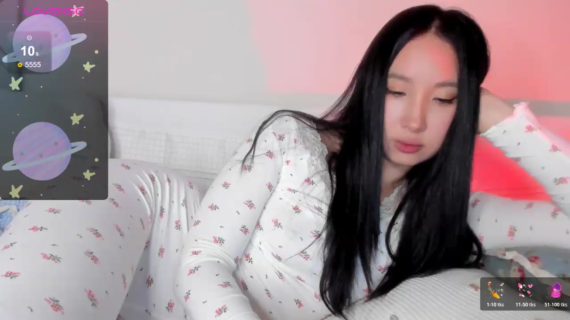 Gallery image thumbnail from FeralBerry66's myfreecams stream on, 07/12/2026, 05:25 image 1 of 20