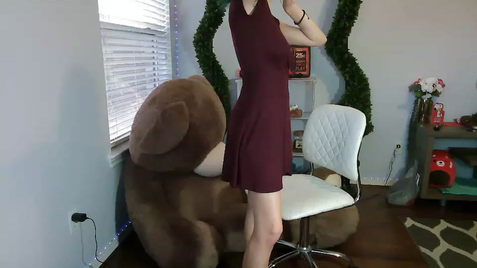 Gallery image thumbnail from Feralbunny's myfreecams stream on, 04/19/2023, 24:03 image 6 of 20