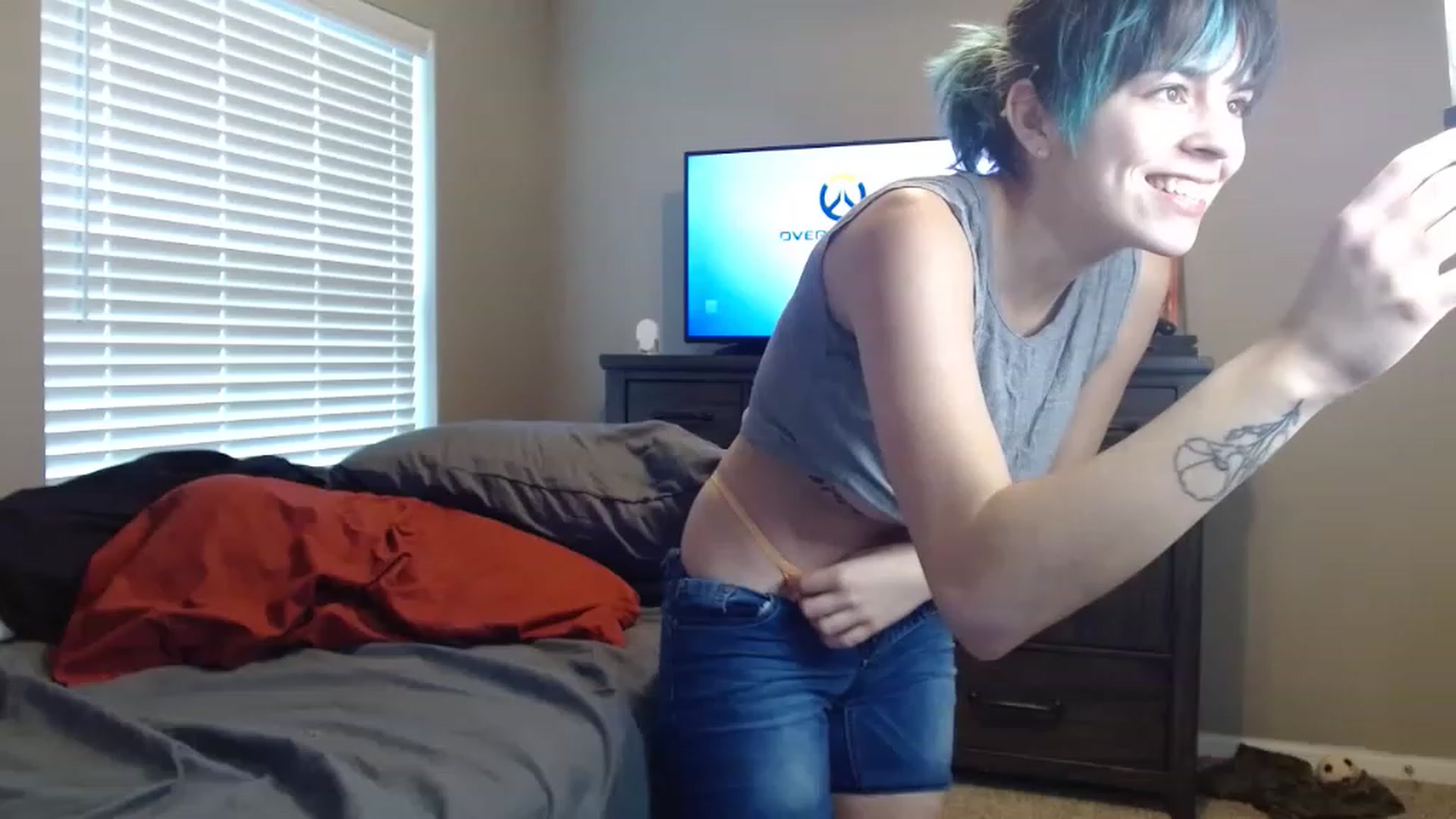 Gallery image thumbnail from Feralbunny's myfreecams stream on, 04/28/2023, 18:56 image 5 of 20