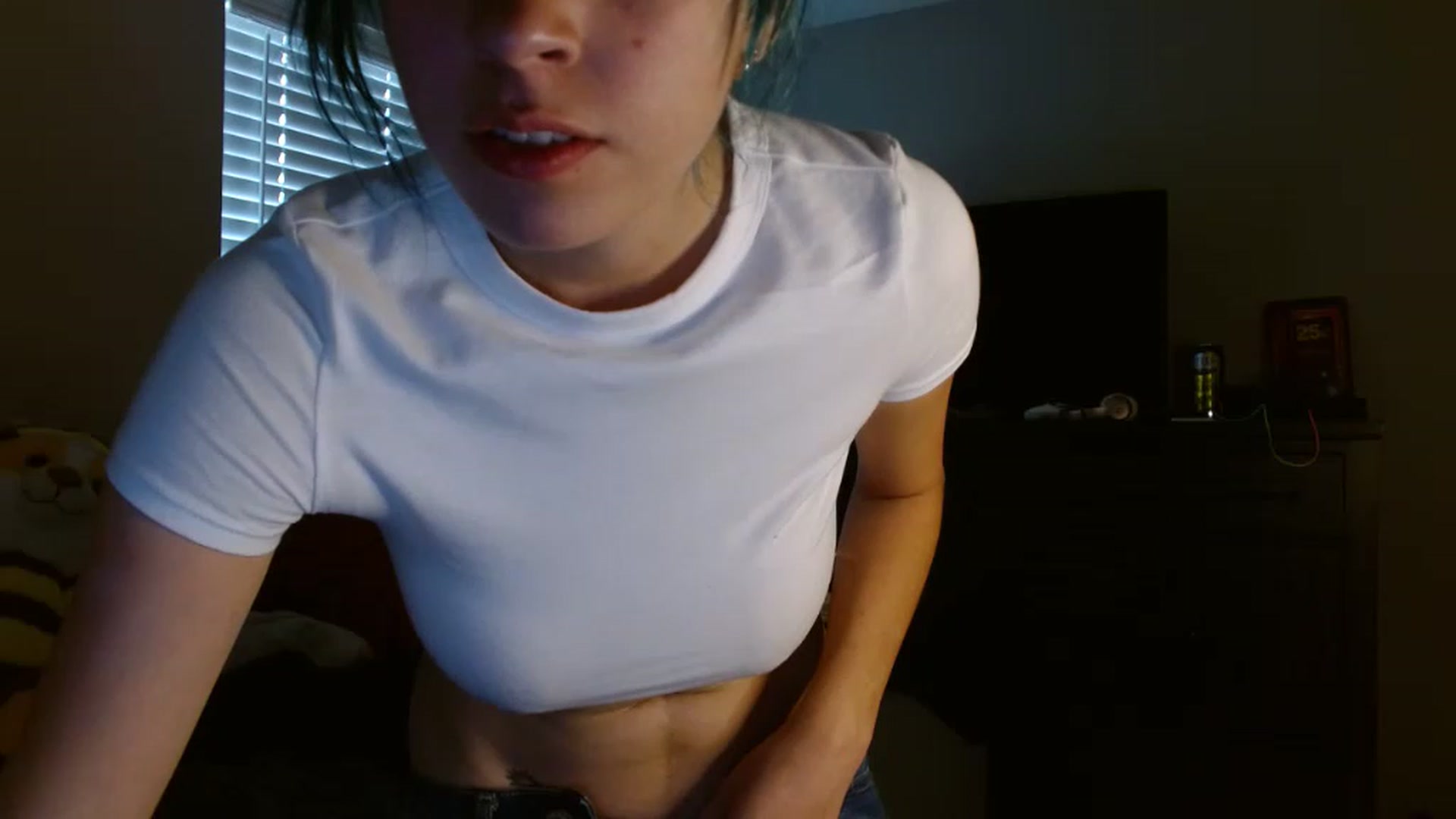 Gallery image thumbnail from Feralbunny's myfreecams stream on, 05/02/2023, 22:20 image 2 of 20