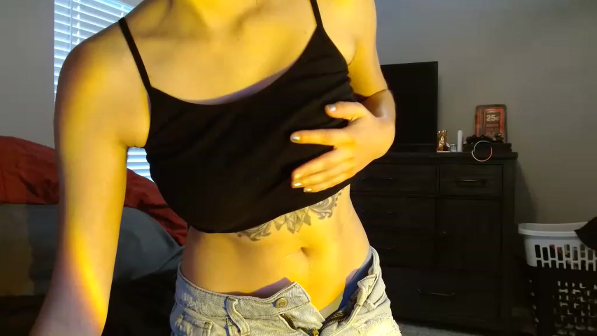 Gallery image thumbnail from Feralbunny's myfreecams stream on, 05/16/2023, 15:06 image 10 of 20
