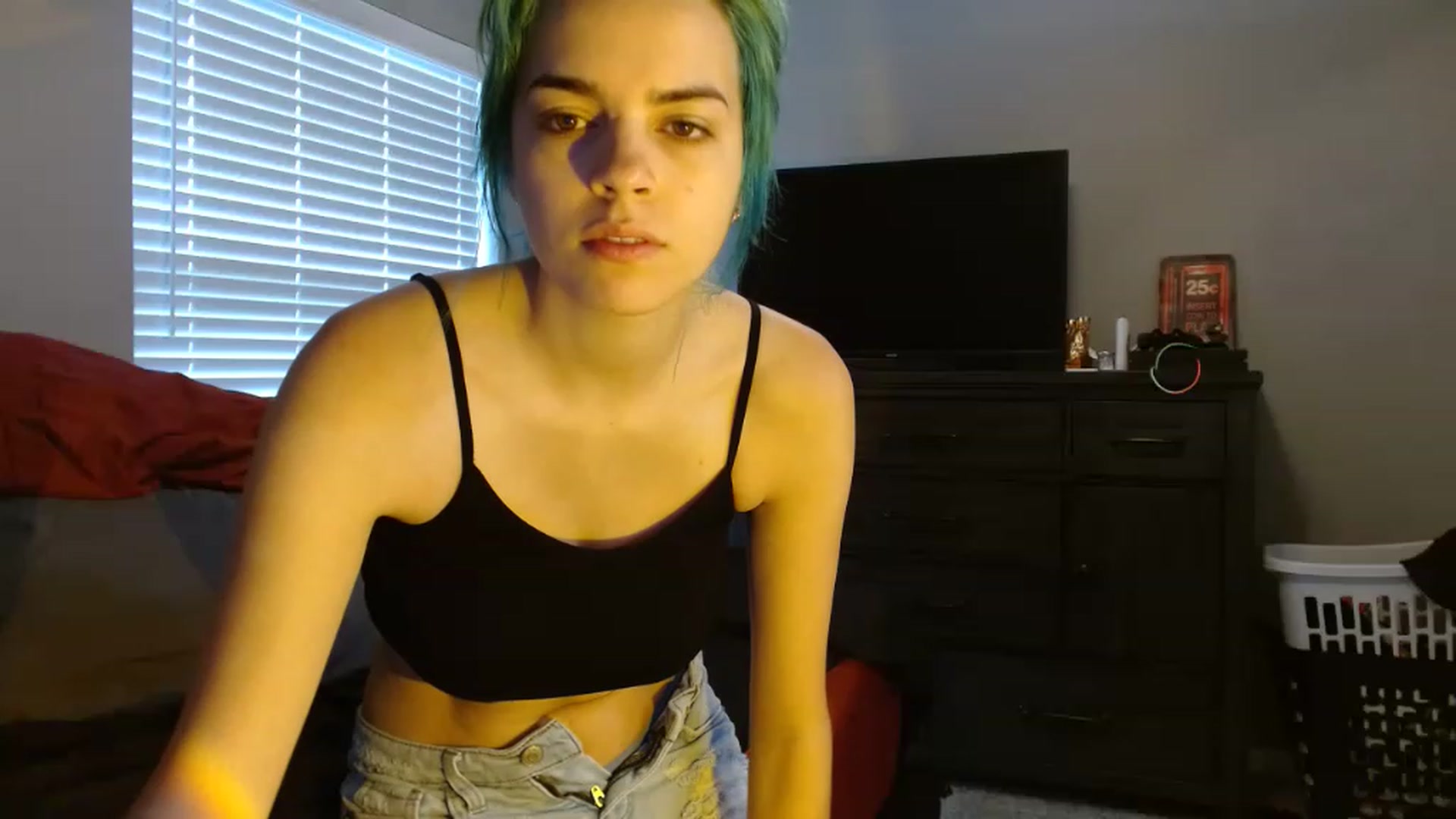 Gallery image thumbnail from Feralbunny's myfreecams stream on, 05/16/2023, 15:06 image 8 of 20