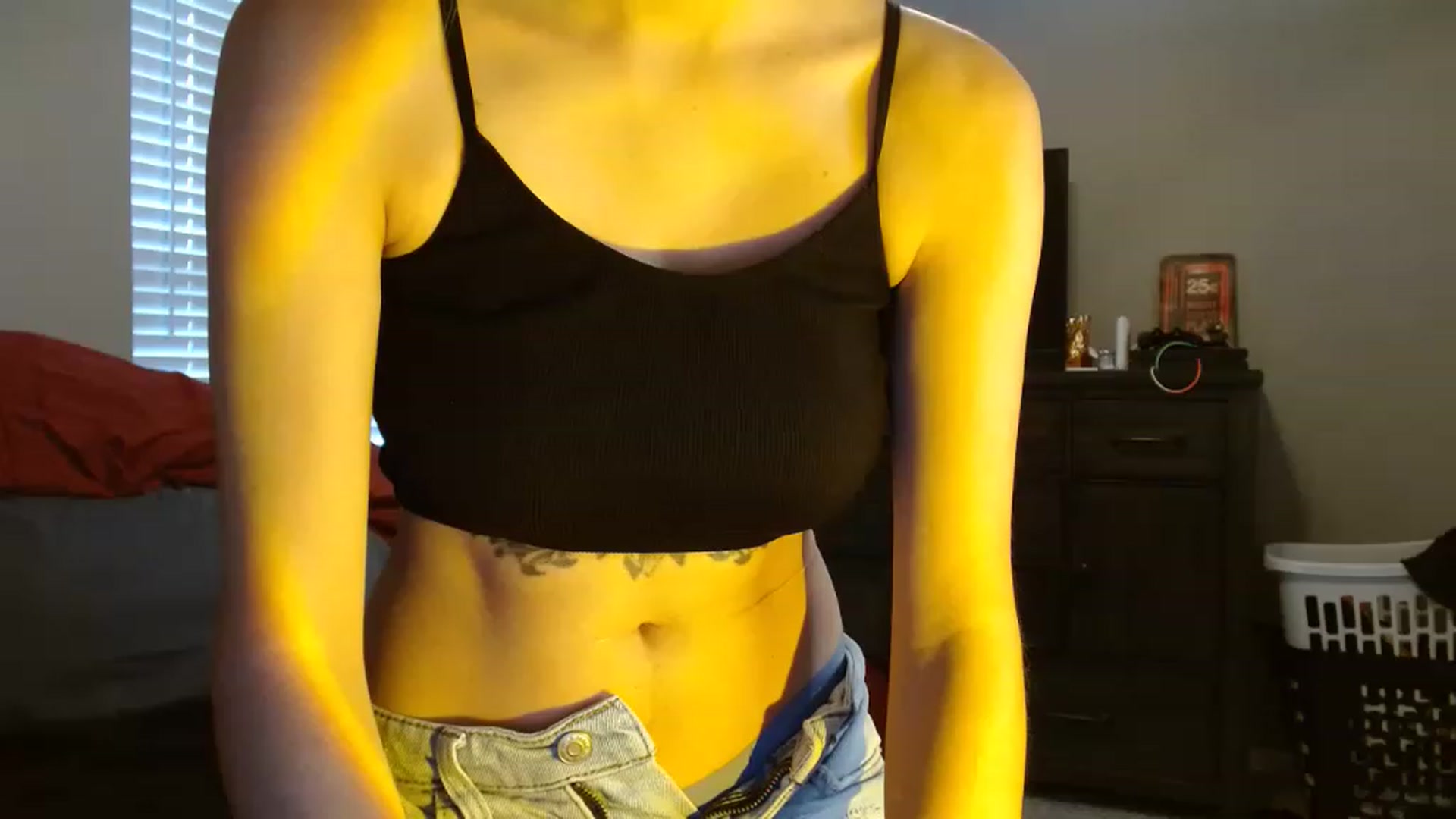 Gallery image thumbnail from Feralbunny's myfreecams stream on, 05/16/2023, 15:06 image 9 of 20