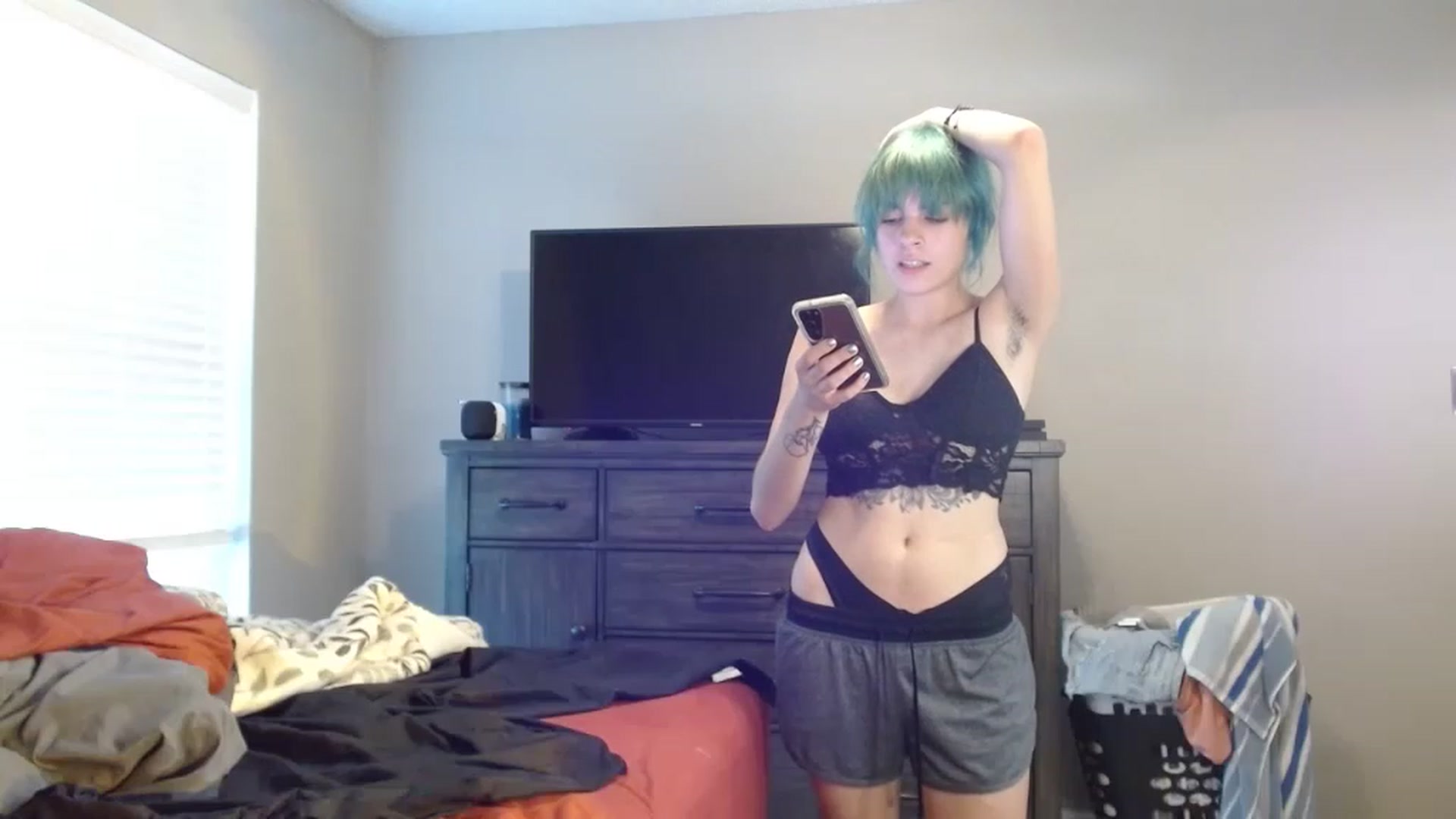 Gallery image thumbnail from Feralbunny's myfreecams stream on, 05/18/2023, 18:31 image 3 of 20