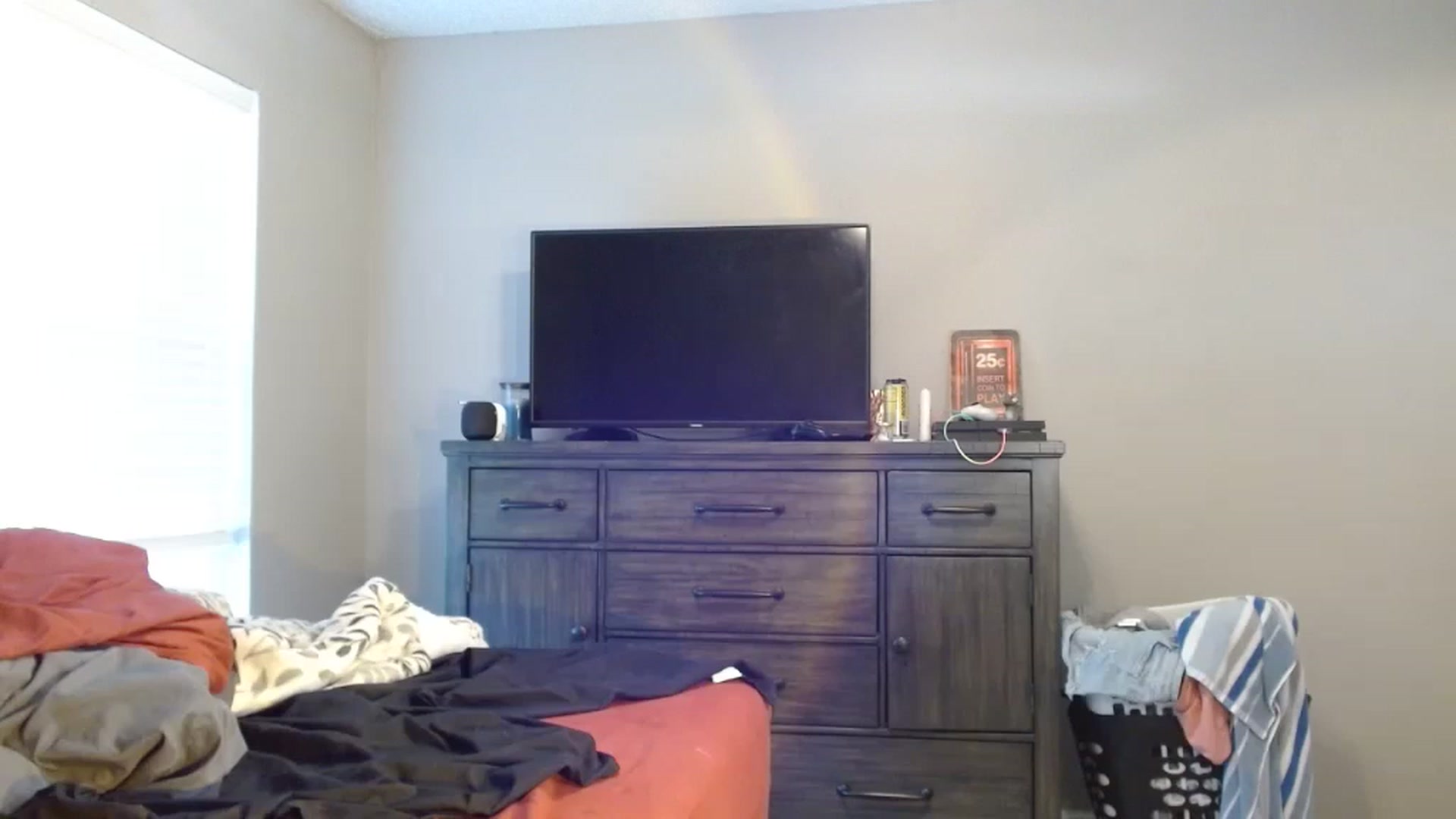 Gallery image thumbnail from Feralbunny's myfreecams stream on, 05/18/2023, 18:31 image 4 of 20