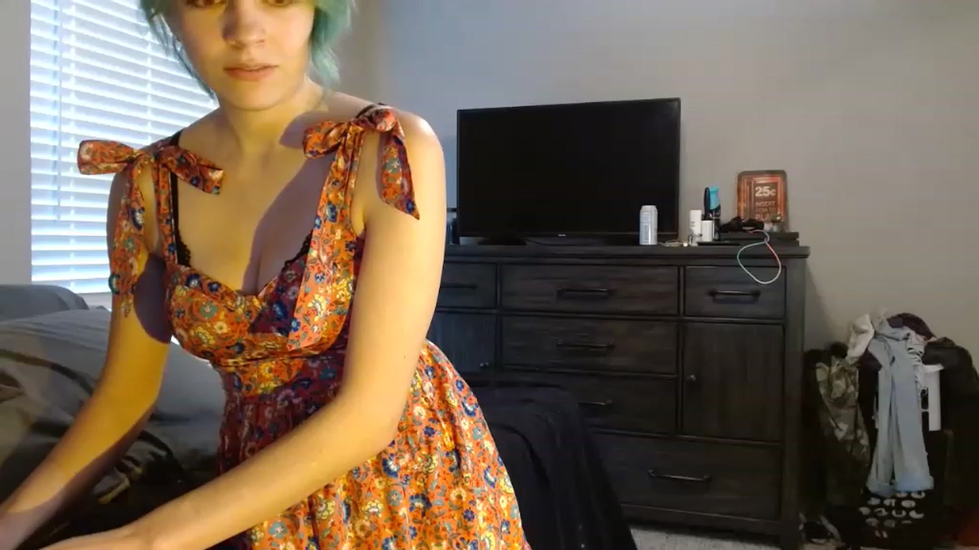 Gallery image thumbnail from Feralbunny's myfreecams stream on, 05/30/2023, 15:39 image 1 of 20