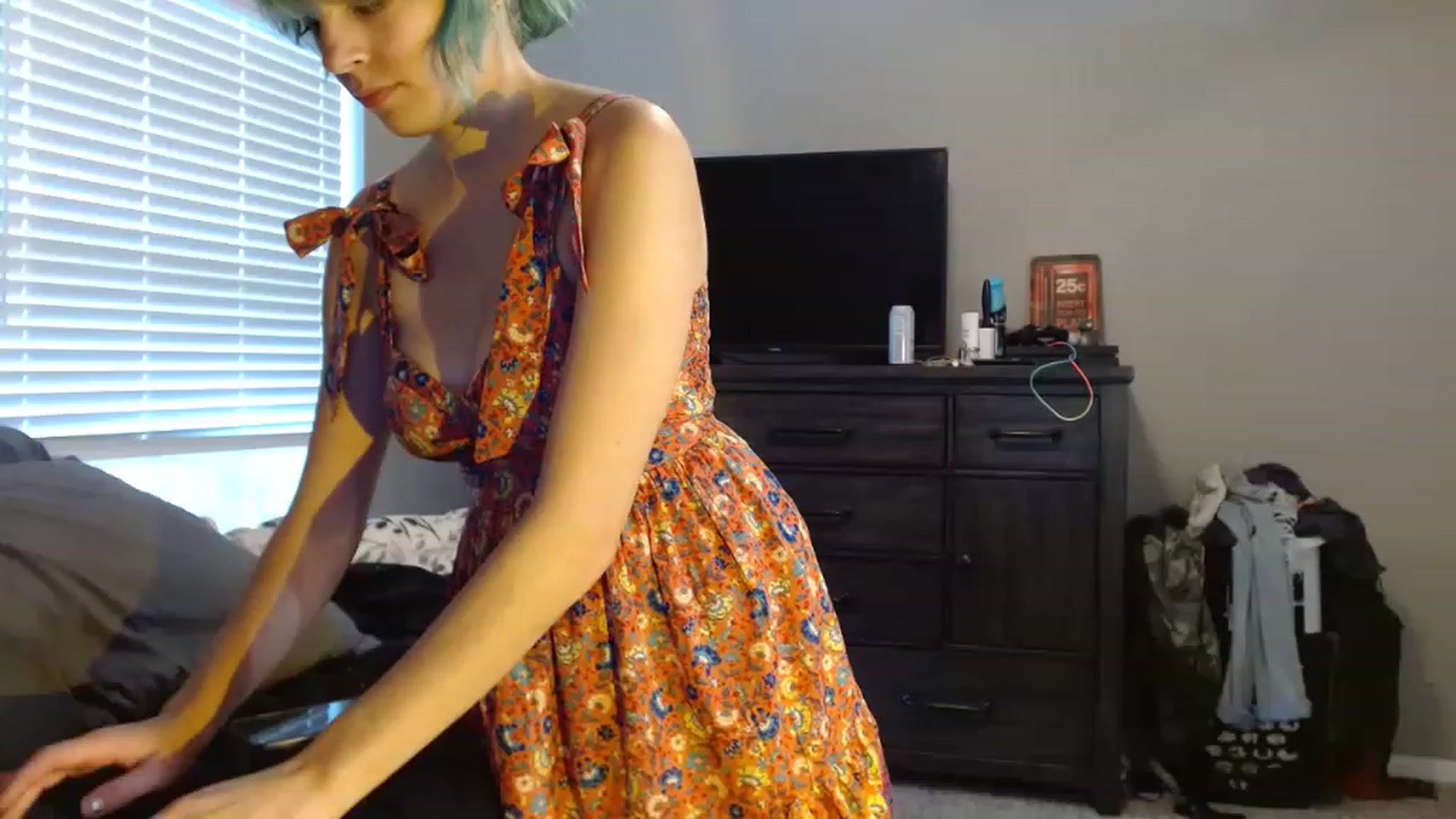 Gallery image thumbnail from Feralbunny's myfreecams stream on, 05/30/2023, 15:39 image 4 of 20