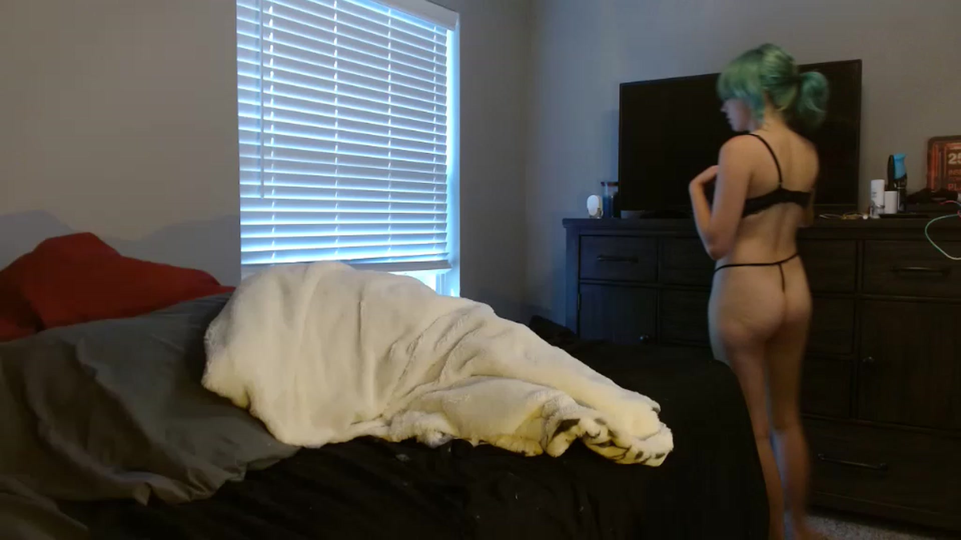 Gallery image thumbnail from Feralbunny's myfreecams stream on, 05/30/2023, 16:06 image 5 of 20