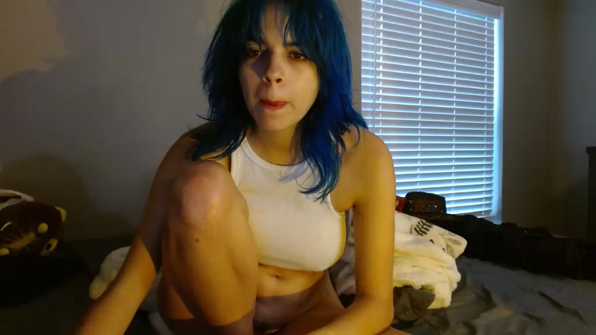 Gallery image thumbnail from Feralbunny's myfreecams stream on, 07/10/2023, 21:06 image 18 of 20
