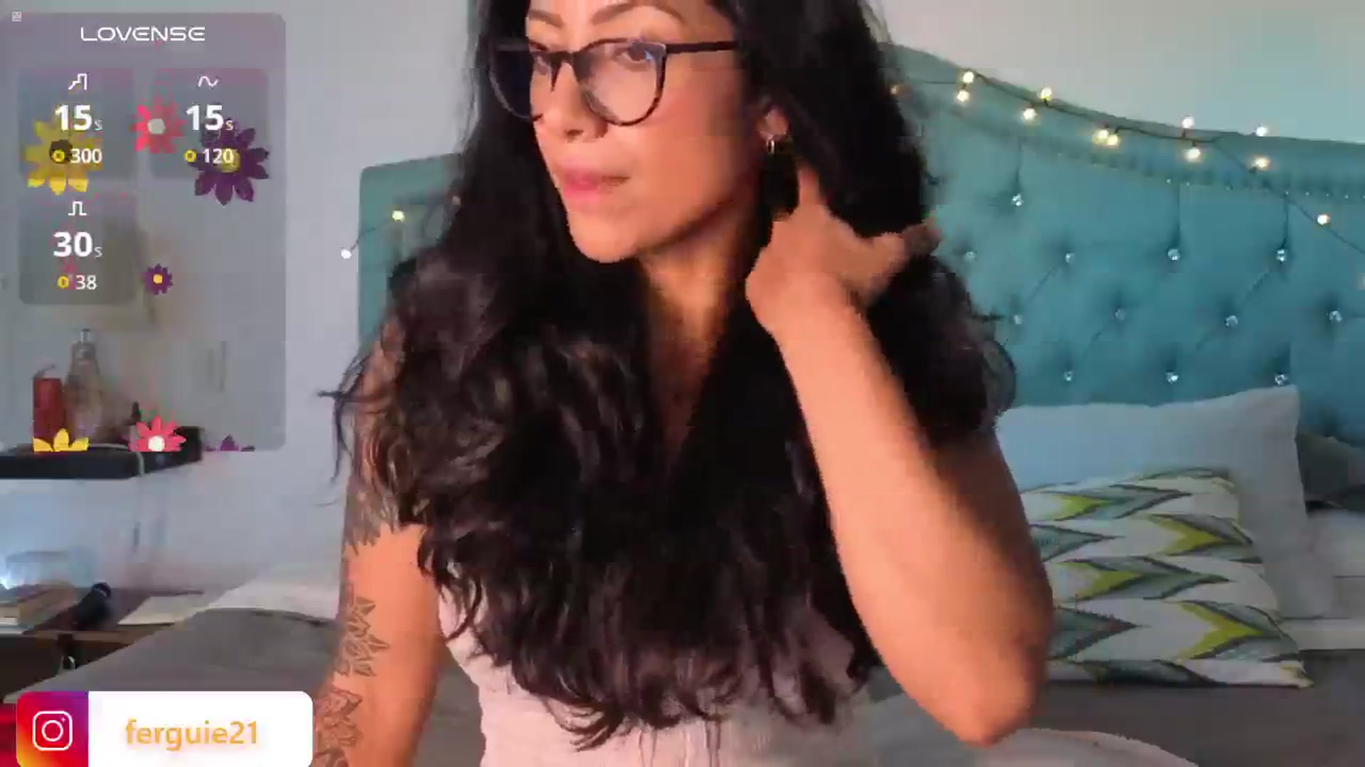 Gallery image thumbnail from Fergie_21's myfreecams stream on, 01/01/2026, 22:13 image 18 of 20