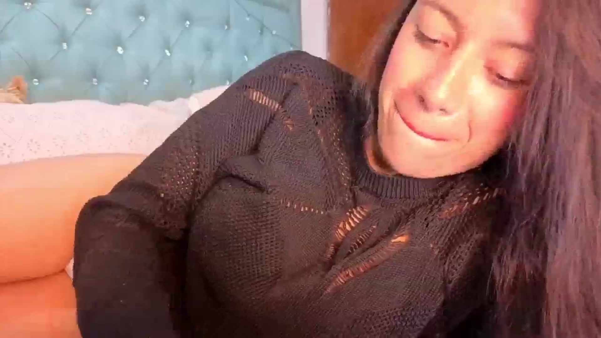Gallery image thumbnail from Fergie_21's myfreecams stream on, 03/27/2026, 12:45 image 14 of 20