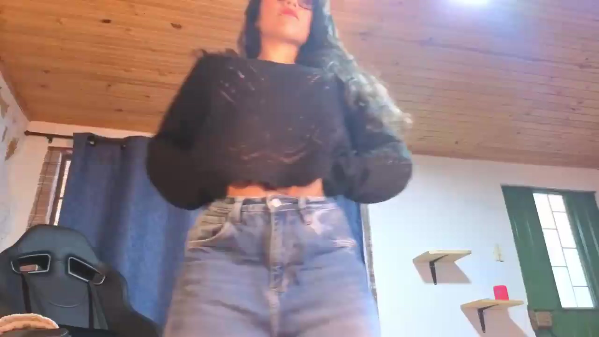 Gallery image thumbnail from Fergie_21's myfreecams stream on, 05/27/2026, 21:29 image 1 of 20