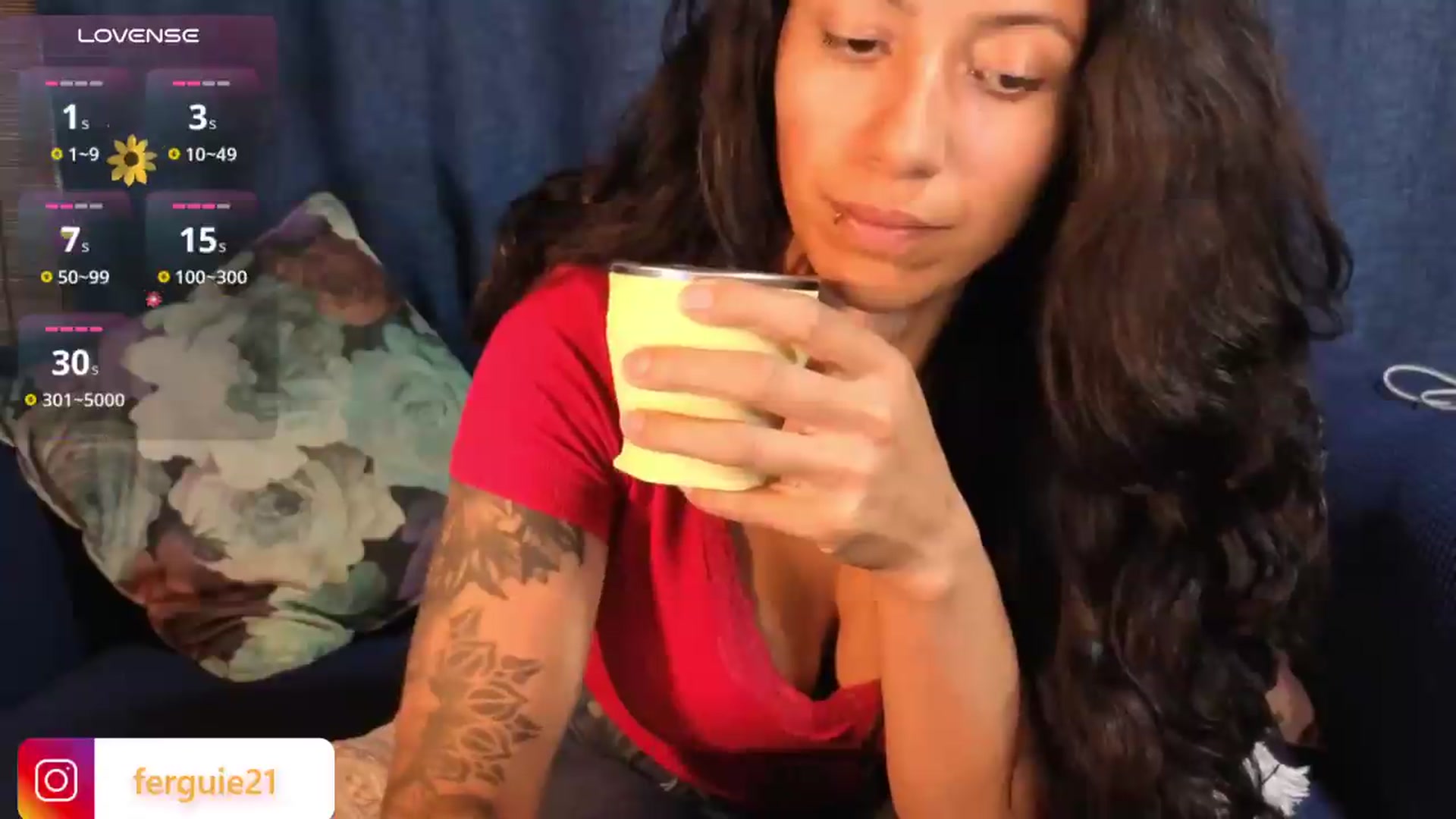 Gallery image thumbnail from Fergie_21's myfreecams stream on, 08/31/2026, 17:02 image 17 of 20