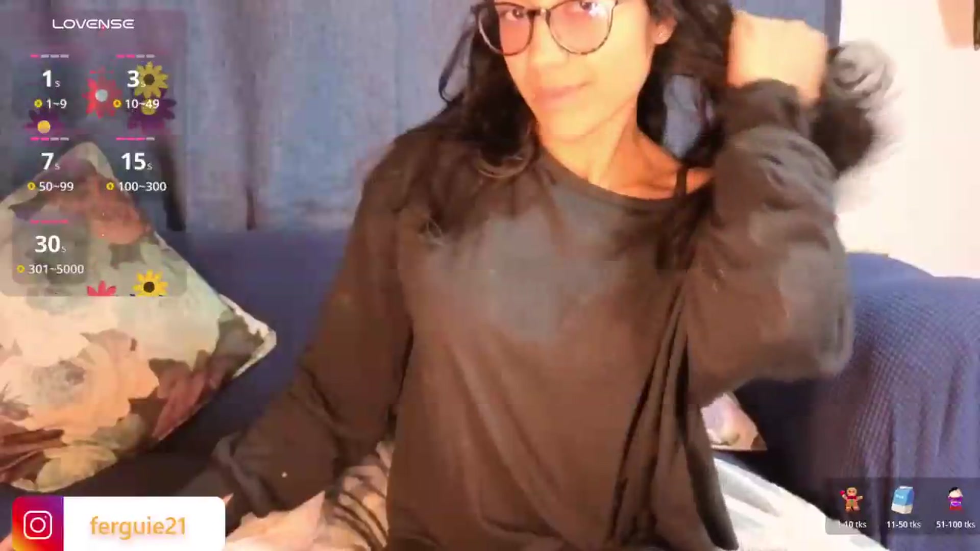 Gallery image thumbnail from Fergie_21's myfreecams stream on, 09/09/2026, 20:45 image 17 of 20