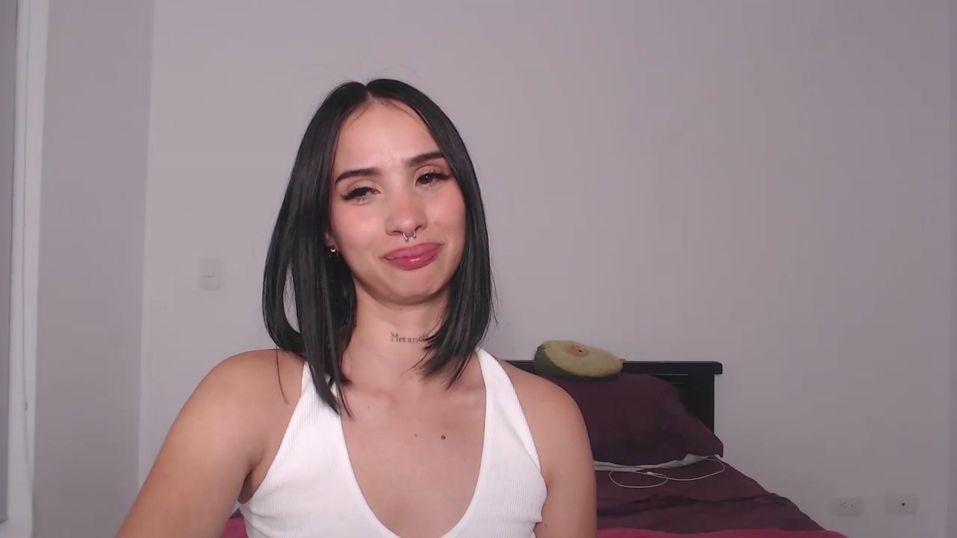 Gallery image thumbnail from FernandaG's myfreecams stream on, 02/25/2024, 05:08 image 15 of 20
