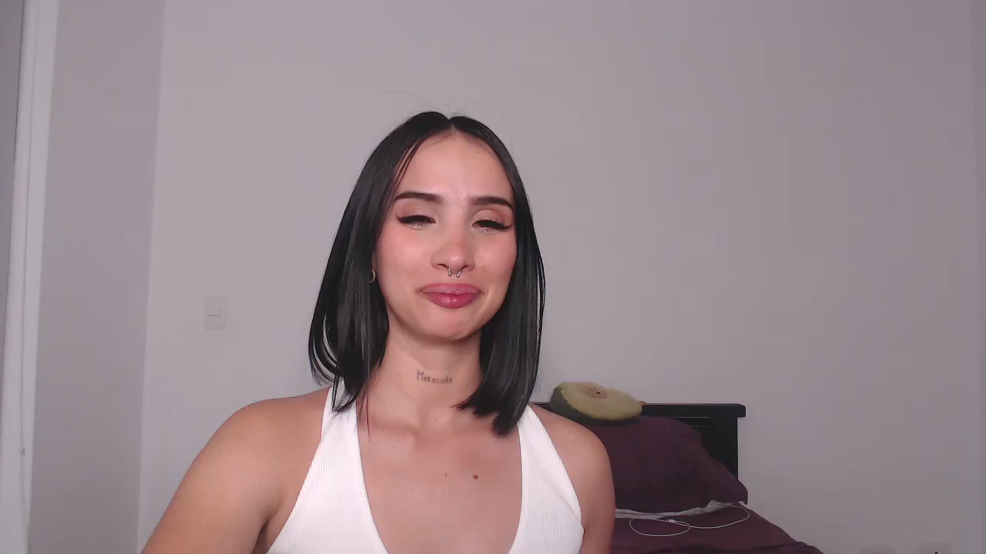 Gallery image thumbnail from FernandaG's myfreecams stream on, 02/25/2024, 05:08 image 8 of 20