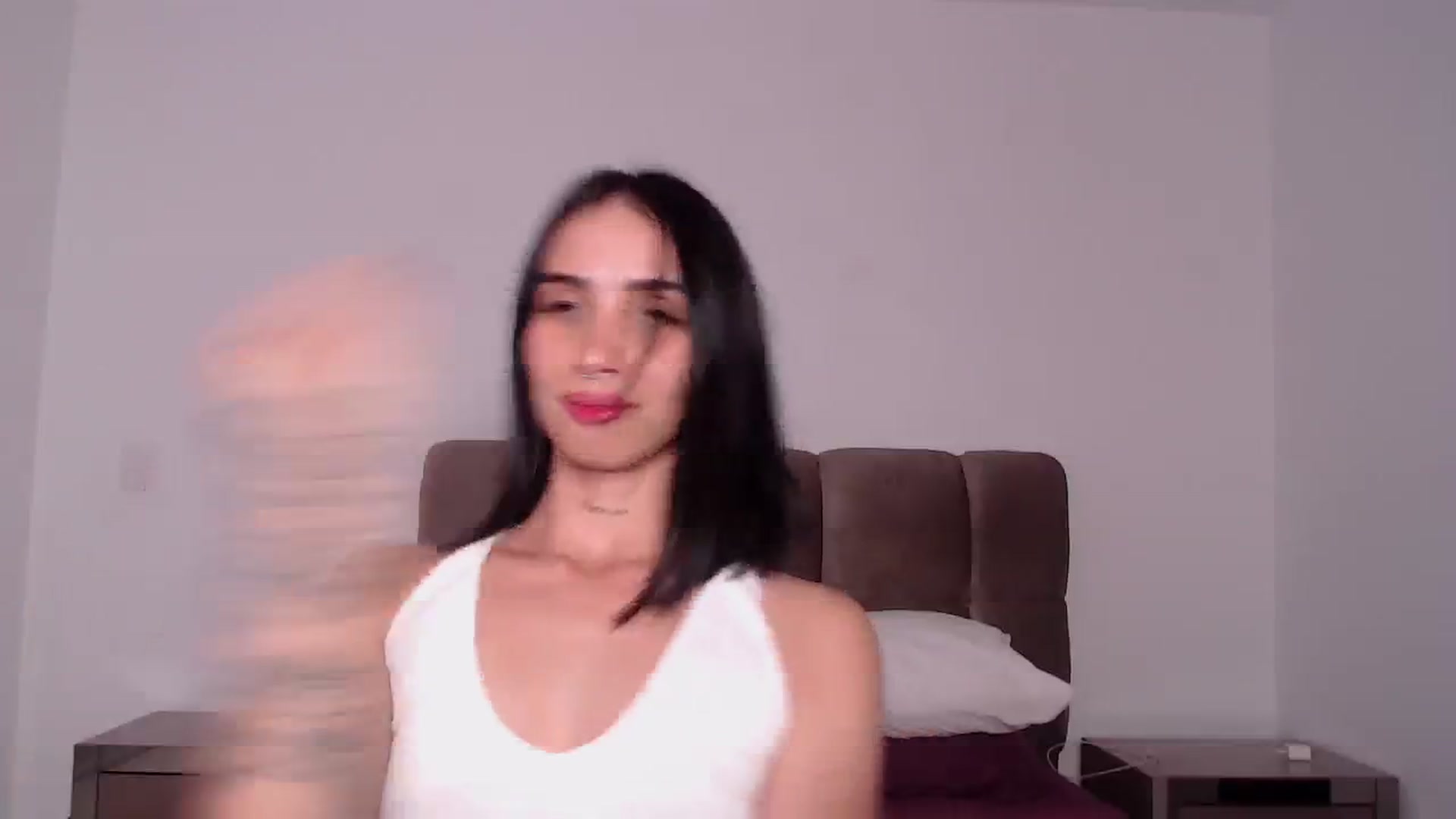 Gallery image thumbnail from FernandaG's myfreecams stream on, 03/13/2024, 04:19 image 2 of 20