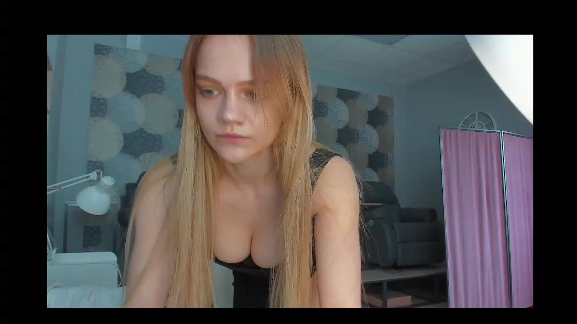 Gallery image thumbnail from FertileMyrtle's myfreecams stream on, 02/19/2023, 13:29 image 6 of 20
