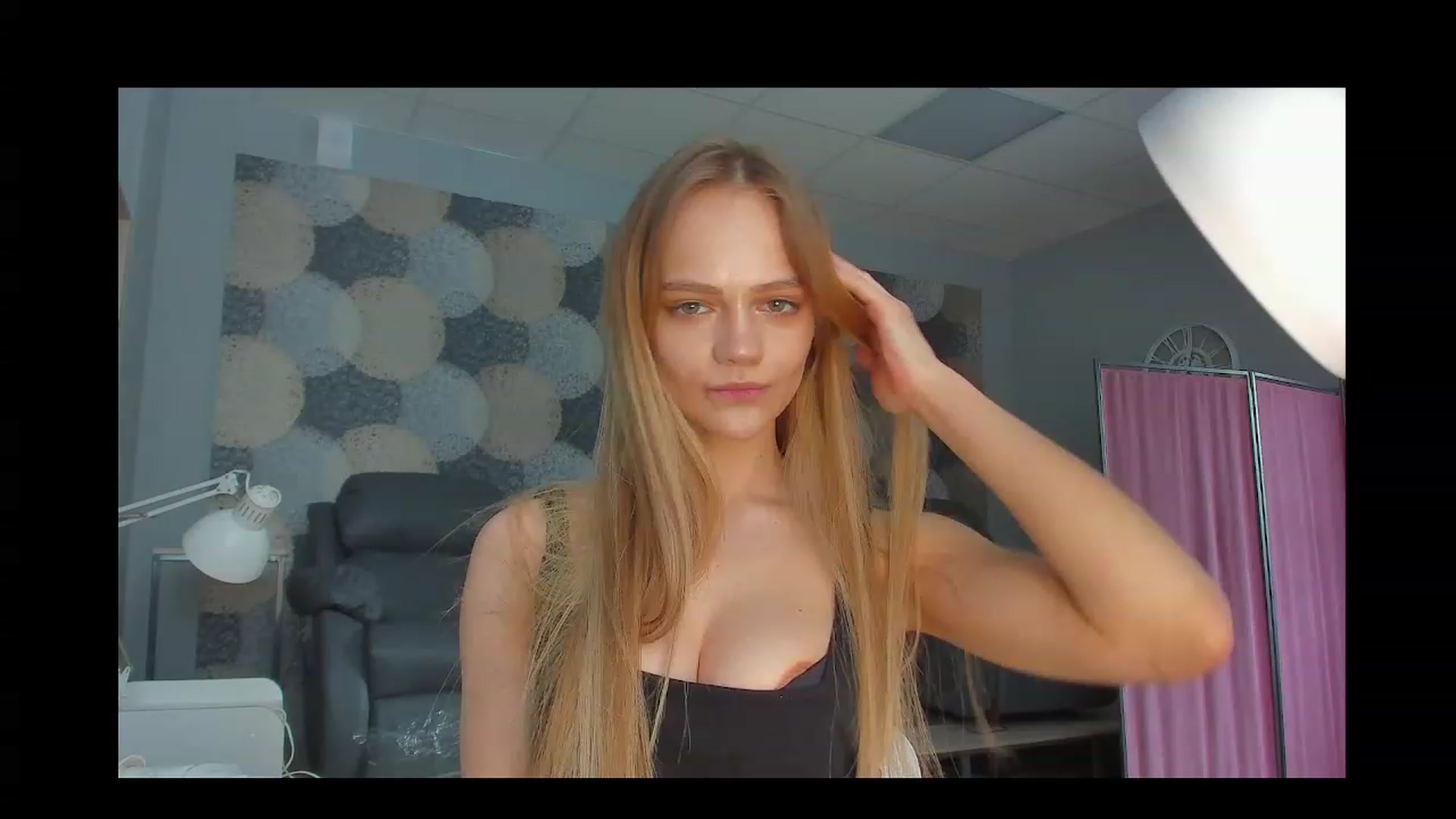 Gallery image thumbnail from FertileMyrtle's myfreecams stream on, 02/19/2023, 13:29 image 15 of 20