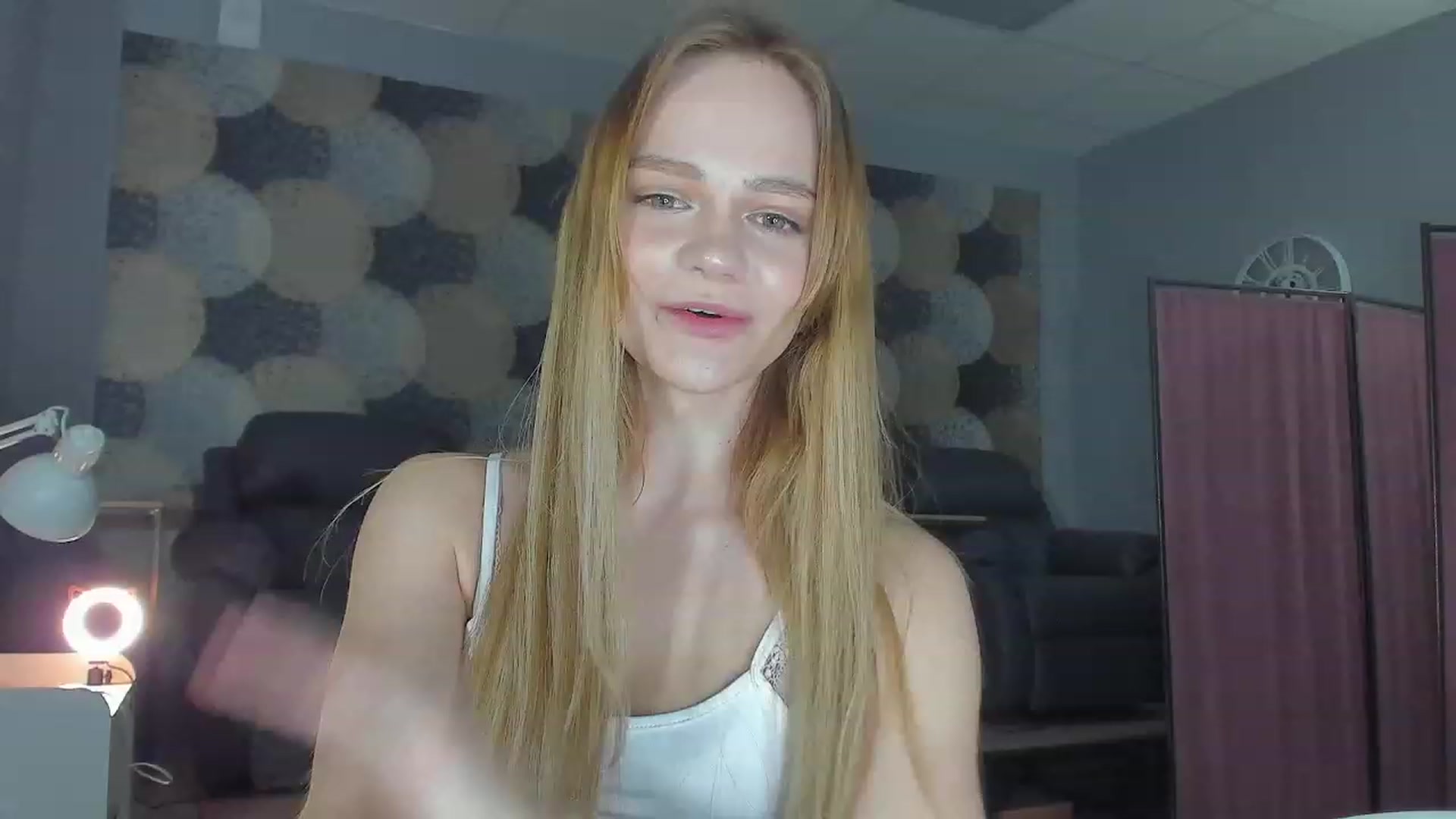 Gallery image thumbnail from FertileMyrtle's myfreecams stream on, 02/20/2023, 19:41 image 14 of 20