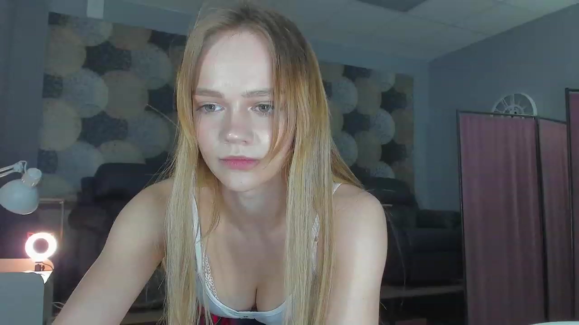 Gallery image thumbnail from FertileMyrtle's myfreecams stream on, 02/20/2023, 19:41 image 18 of 20