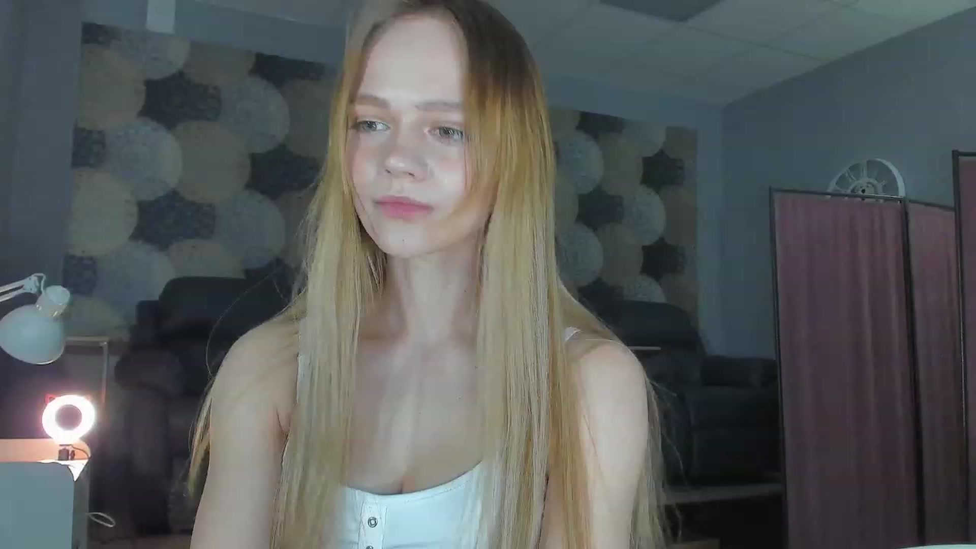 Gallery image thumbnail from FertileMyrtle's myfreecams stream on, 02/20/2023, 19:41 image 9 of 20