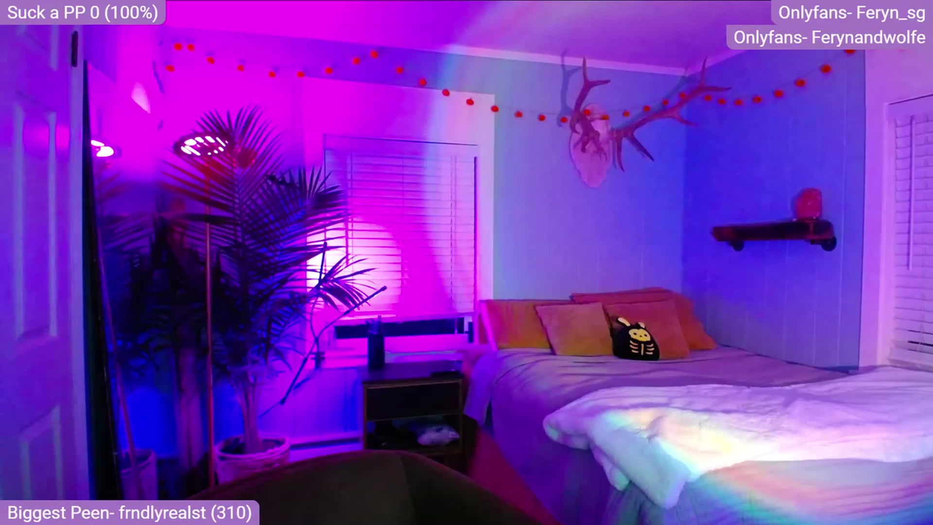 Gallery image thumbnail from Feryn_SG's myfreecams stream on, 11/23/2022, 05:05 image 6 of 20