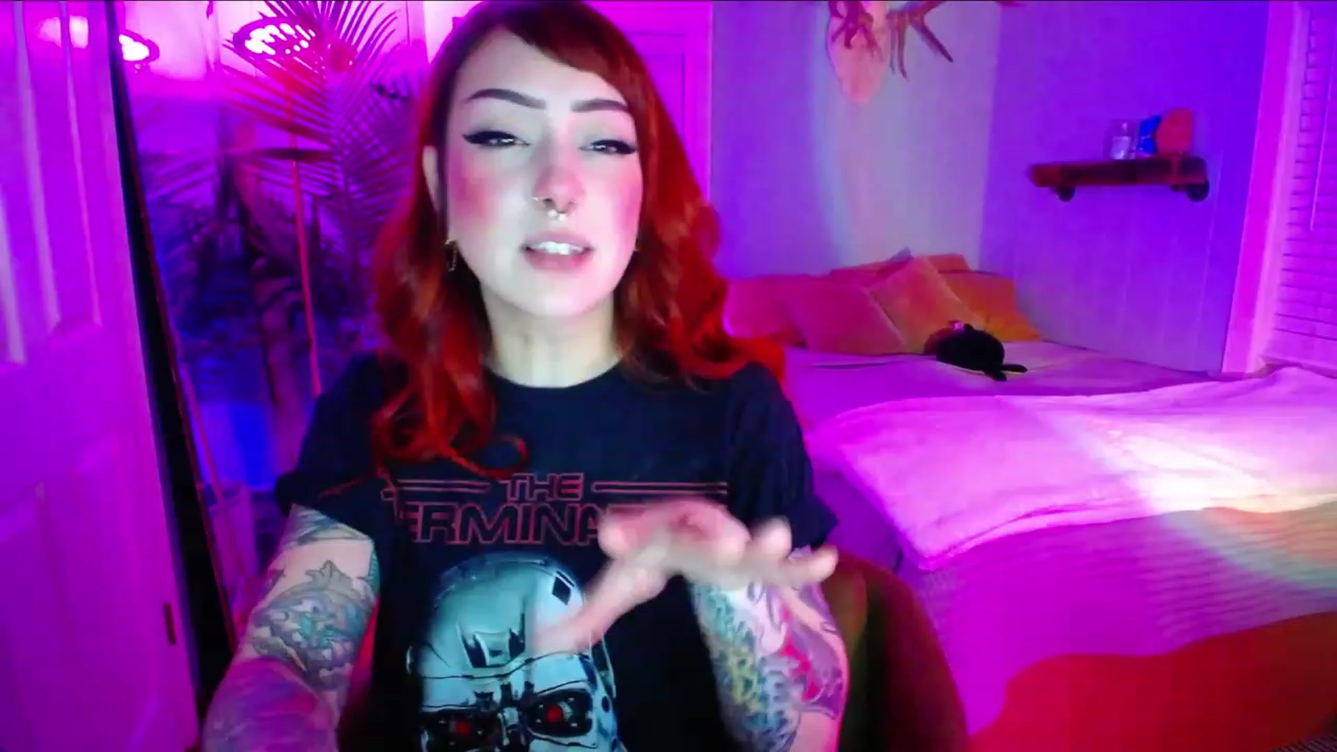 Gallery image thumbnail from Feryn_SG's myfreecams stream on, 11/26/2022, 05:36 image 1 of 20