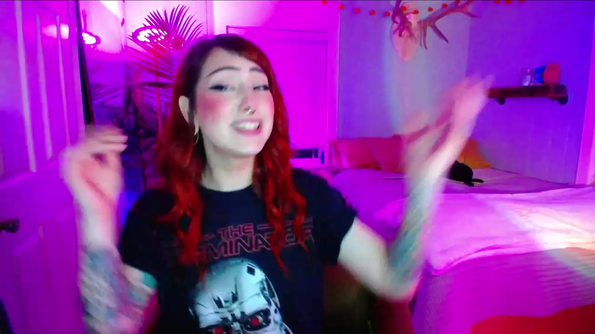 Gallery image thumbnail from Feryn_SG's myfreecams stream on, 11/26/2022, 05:36 image 9 of 20