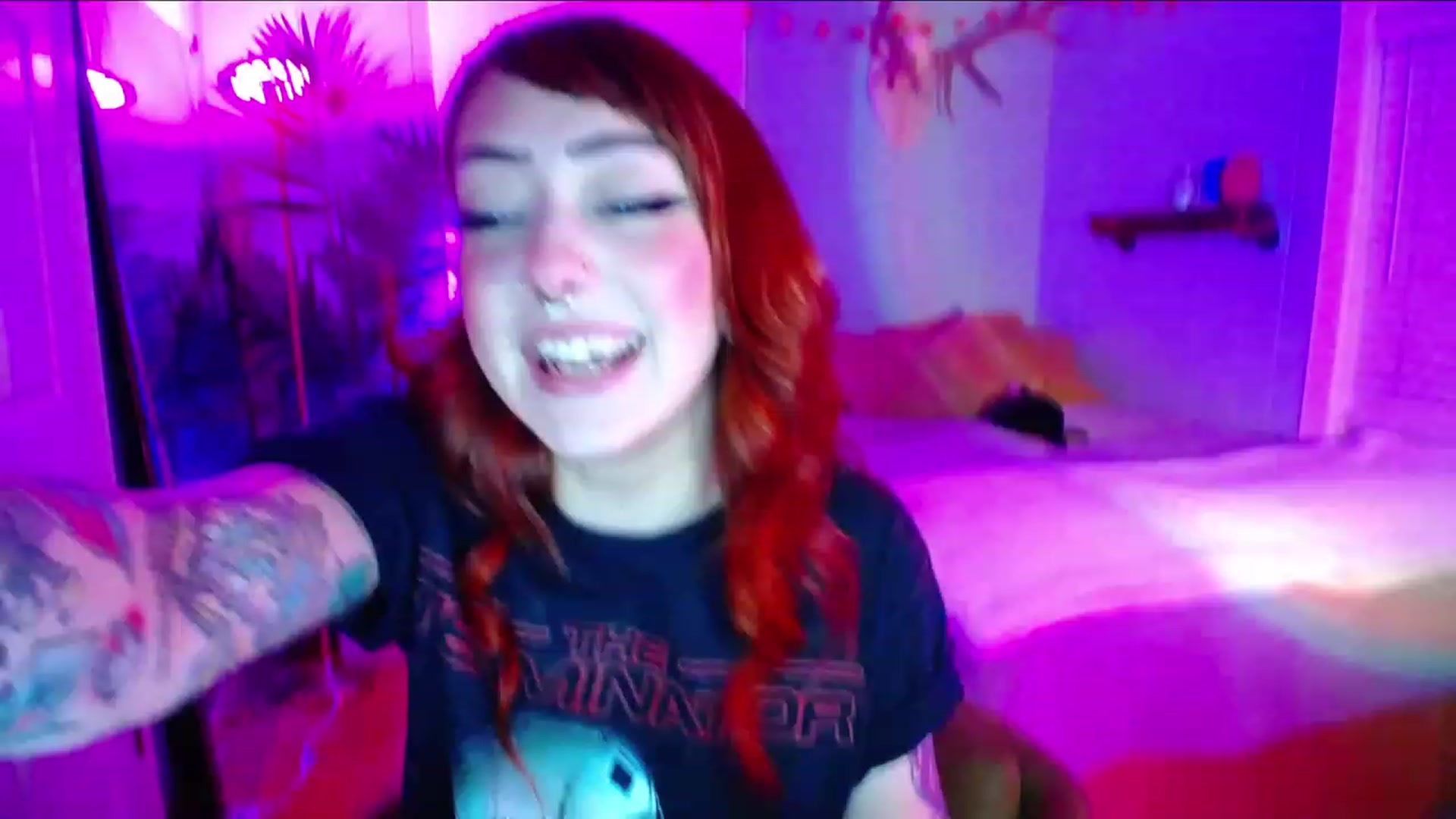 Gallery image thumbnail from Feryn_SG's myfreecams stream on, 11/26/2022, 05:36 image 2 of 20