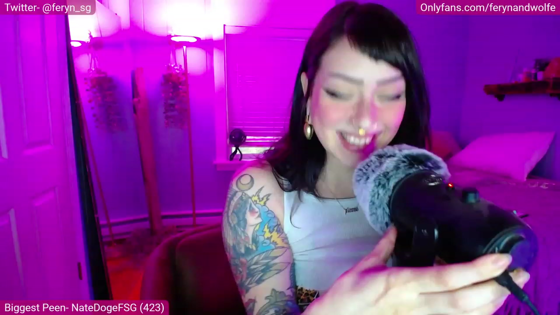 Gallery image thumbnail from Feryn_SG's myfreecams stream on, 08/21/2023, 02:48 image 10 of 20