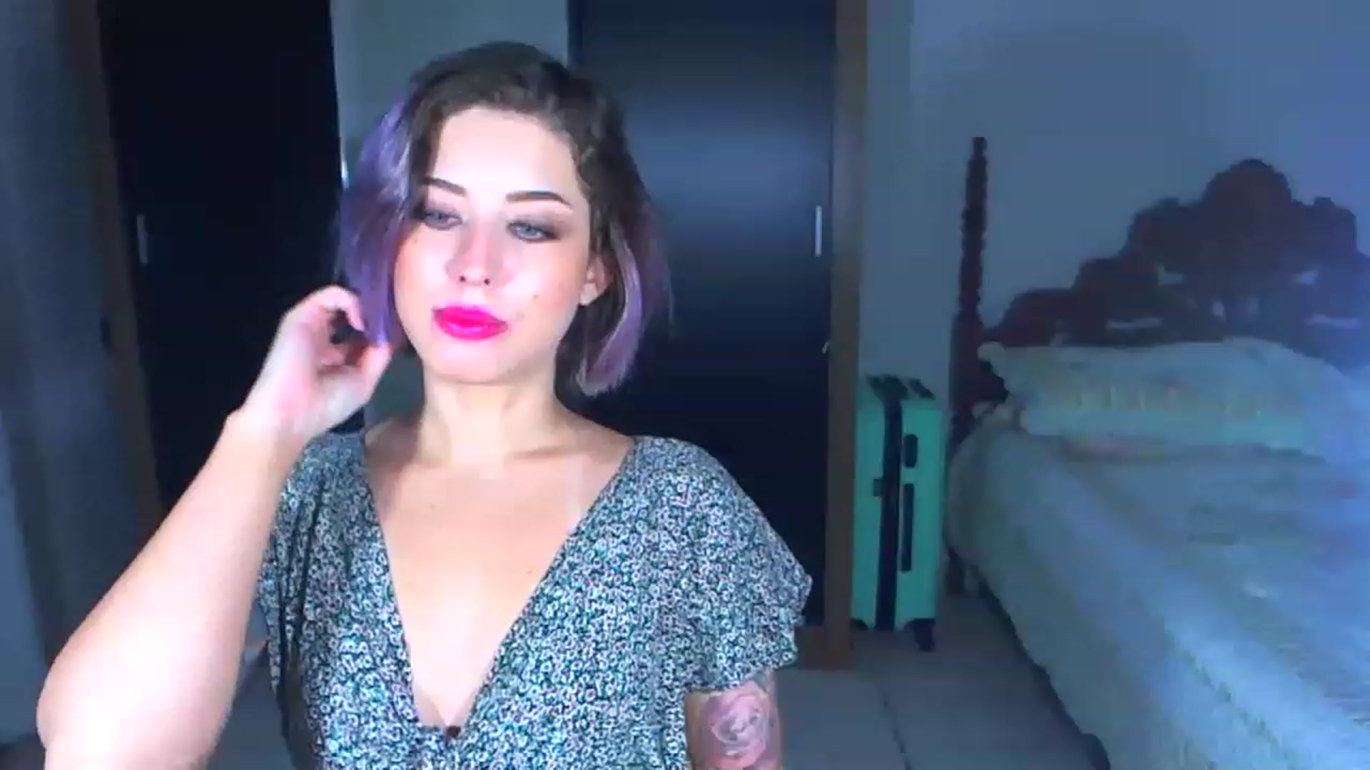 Gallery image thumbnail from FetishFoxx's myfreecams stream on, 06/13/2023, 24:34 image 1 of 20