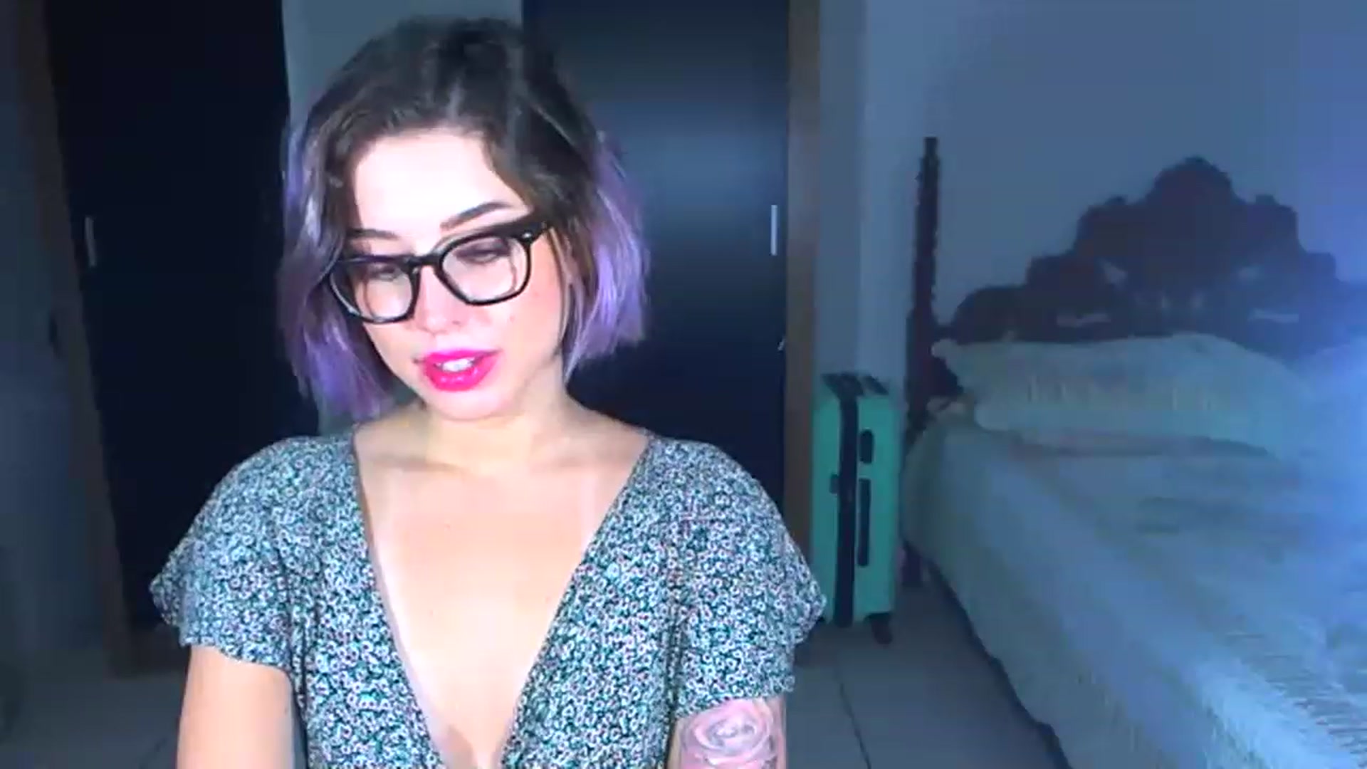 Gallery image thumbnail from FetishFoxx's myfreecams stream on, 06/13/2023, 24:34 image 17 of 20